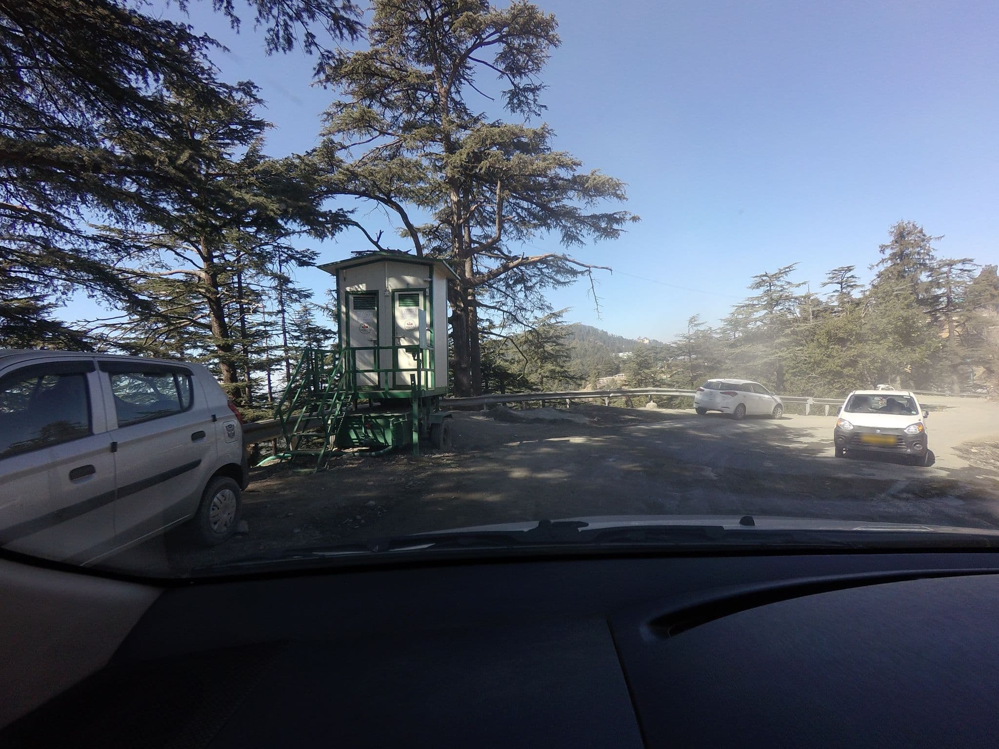 Street view near Park Wood, Shimla — © natarajakaveeti (CC BY-SA · Mapillary)