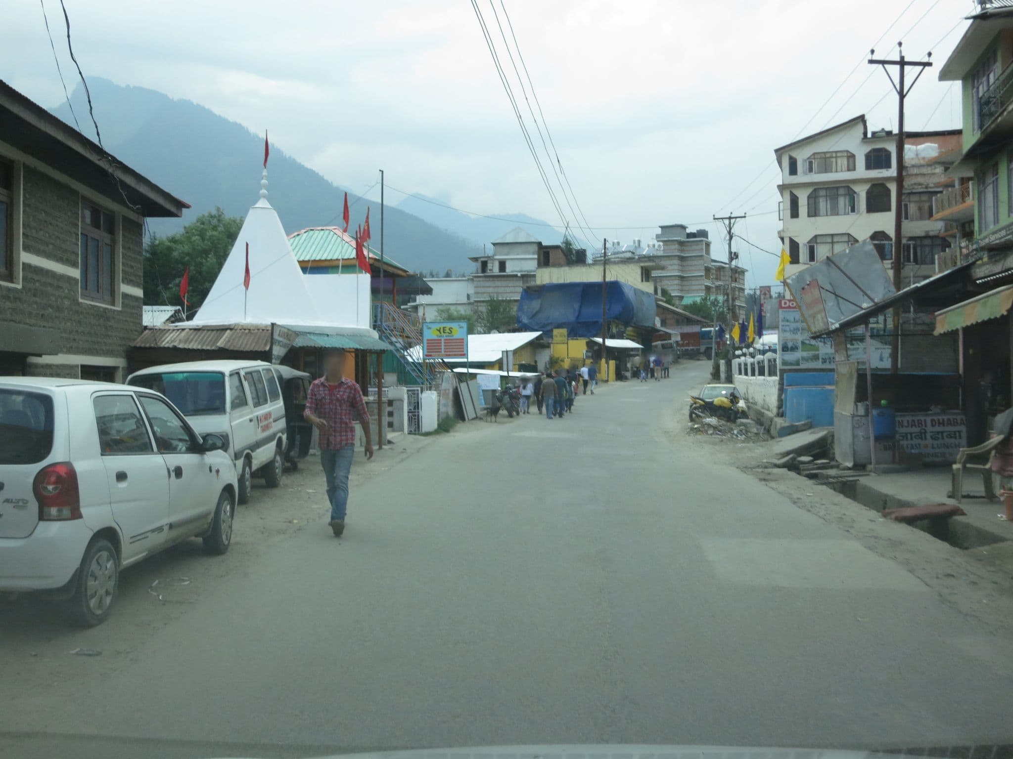 Street view near Hotel Nitesh, Kulu — © lto (CC BY-SA · Mapillary)