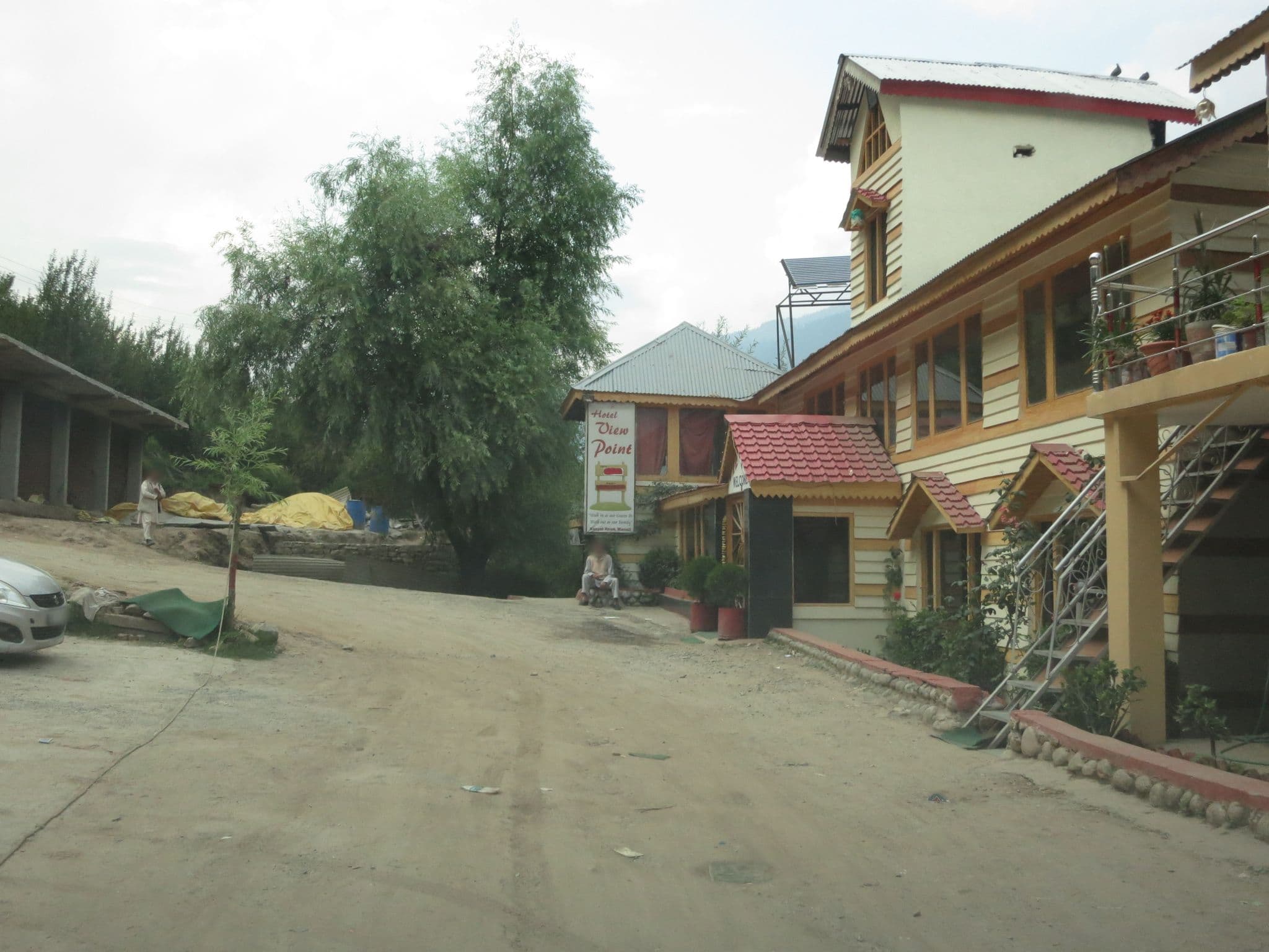 Street view near Hotel View Point, Kulu — © lto (CC BY-SA · Mapillary)