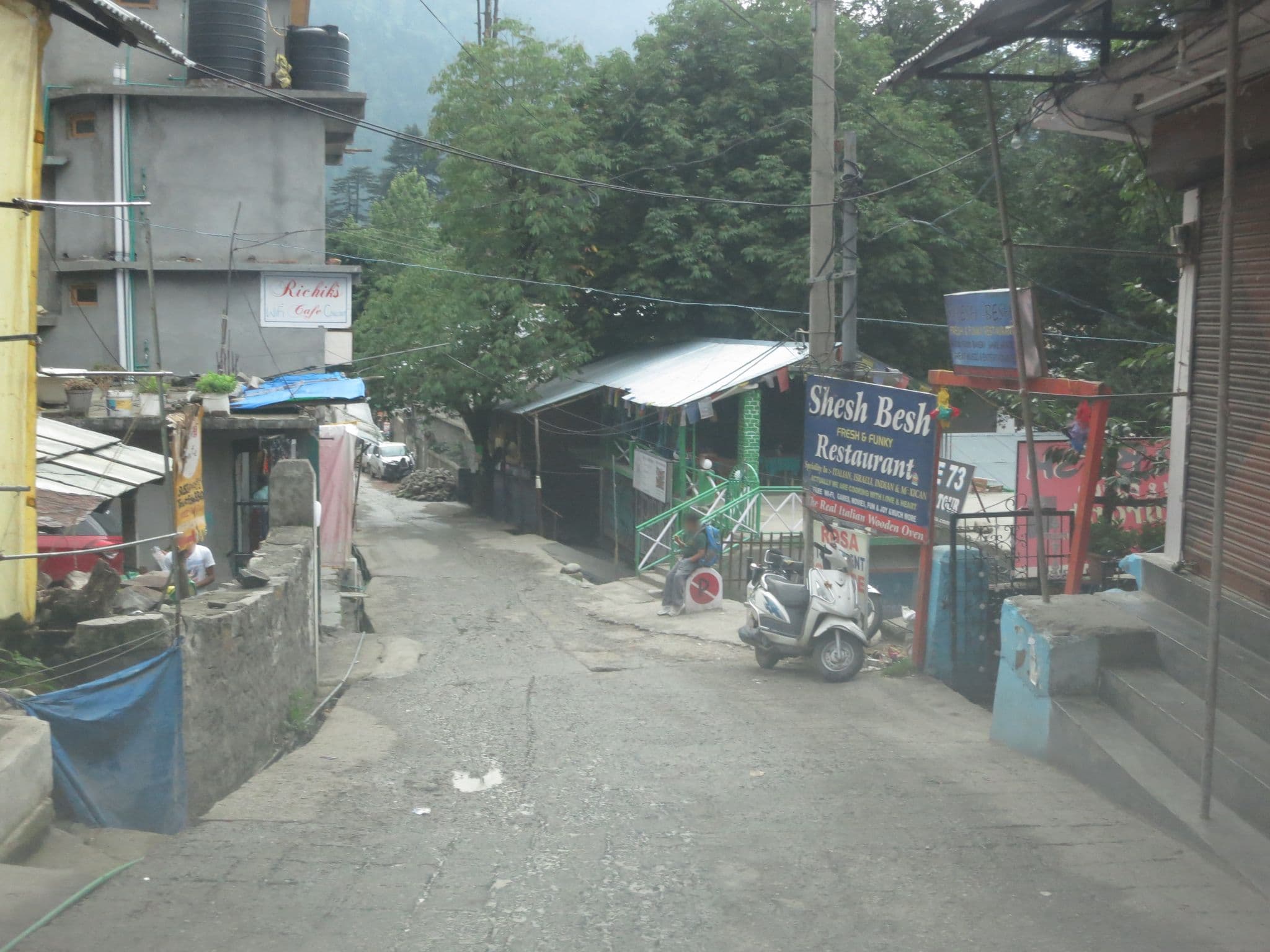 Street view near Hotel Dream River, Kulu — © lto (CC BY-SA · Mapillary)
