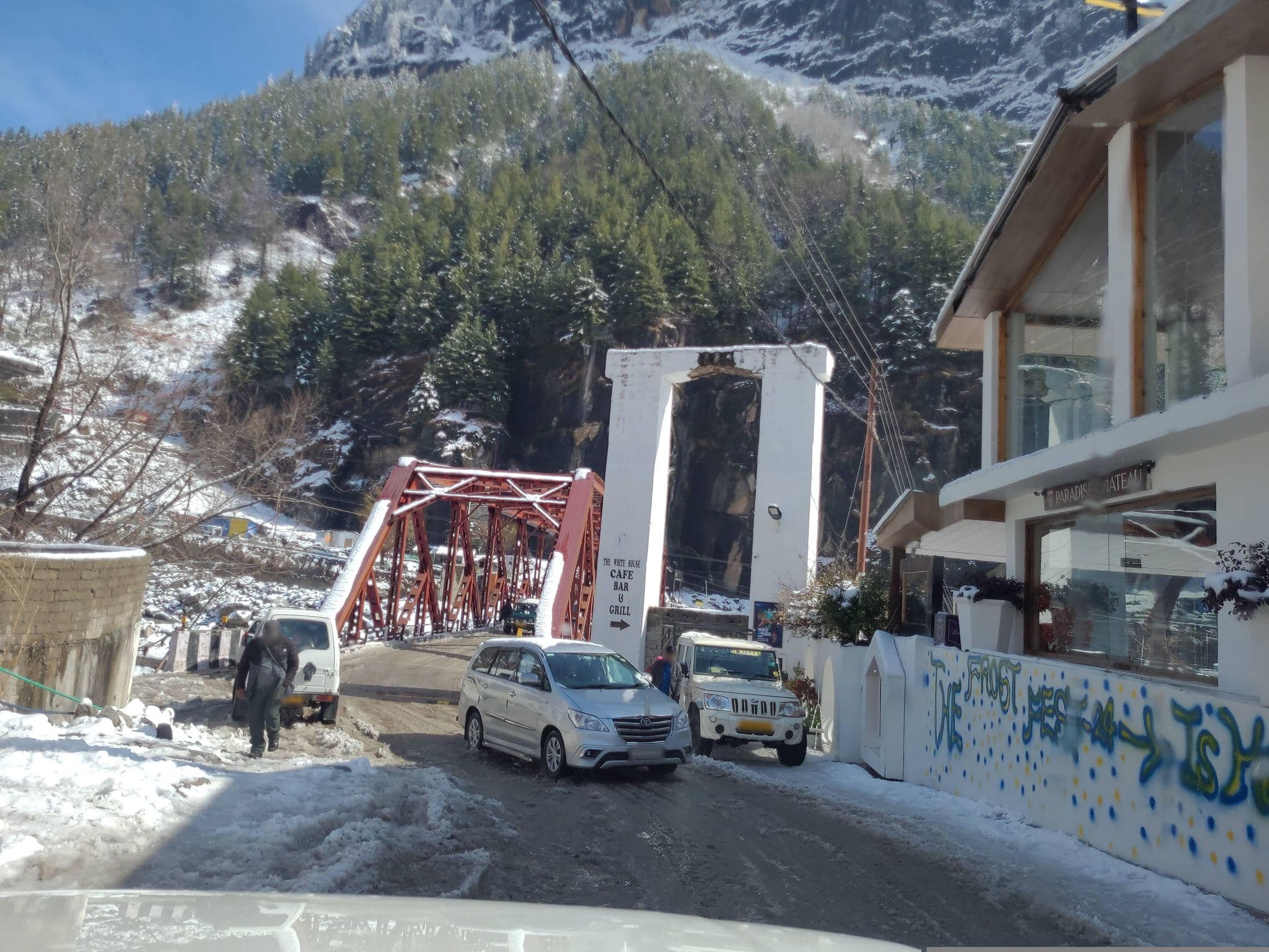 Street view near Paradise Chateau, Kyelang — © FAMustafa (CC BY-SA · Mapillary)
