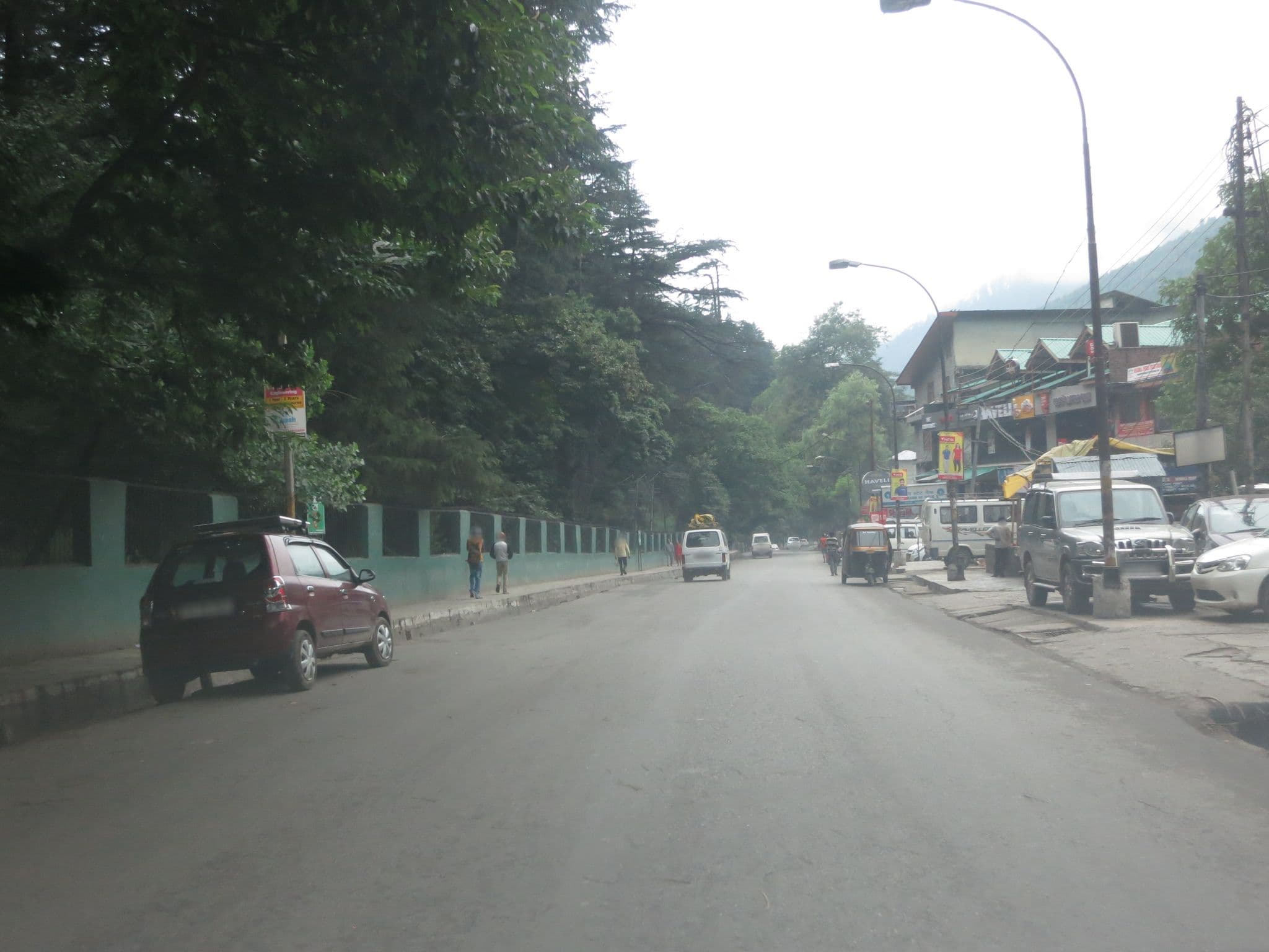 Street view near Hotel Neelkanth, Kulu — © lto (CC BY-SA · Mapillary)