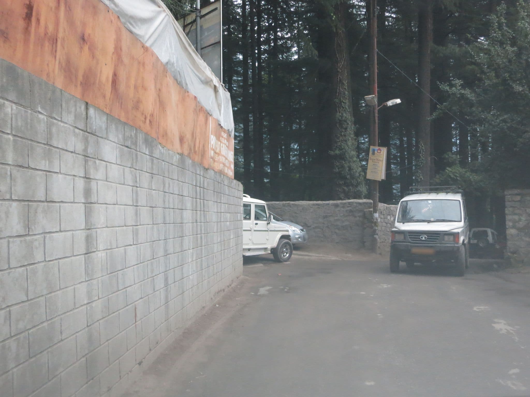 Street view near Hotel Holiday Home International, Kulu — © lto (CC BY-SA · Mapillary)