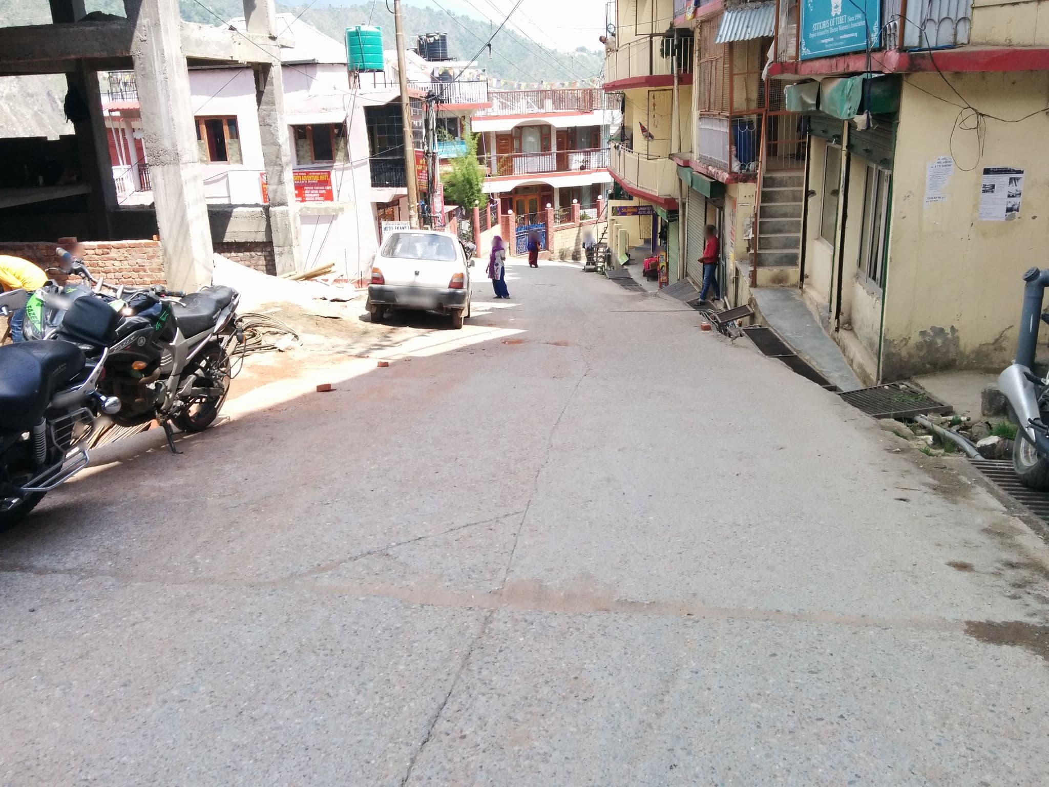 Street view near Pawan Guest House, Dharamsala — © sashazykov (CC BY-SA · Mapillary)