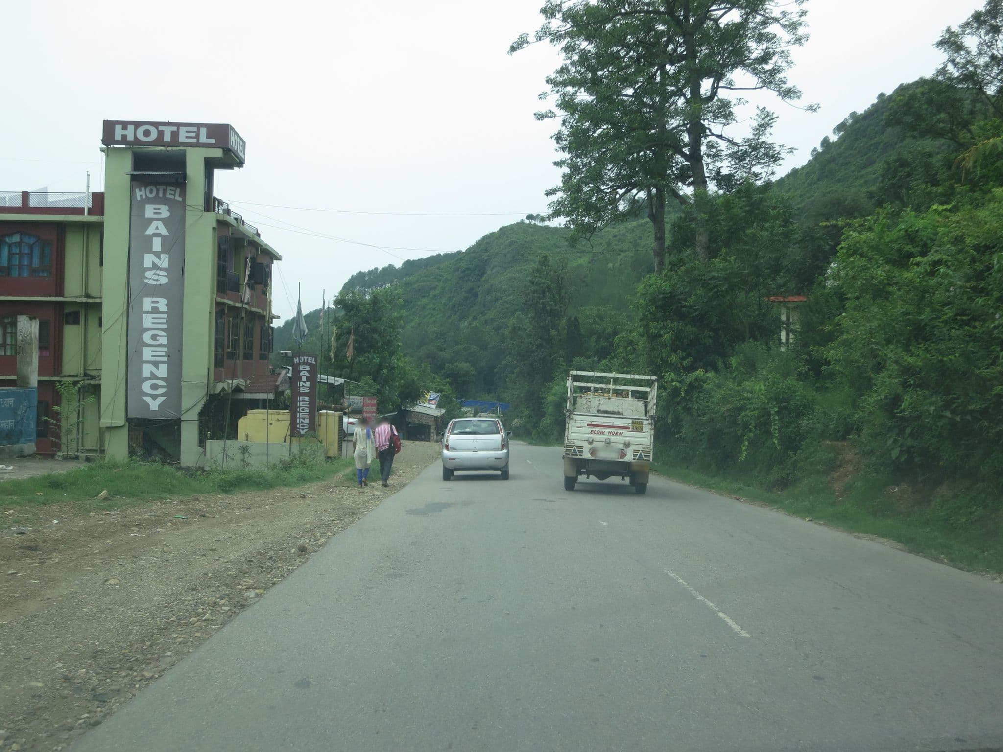 Street view near Bains Regency Hotel, Mandi — © lto (CC BY-SA · Mapillary)