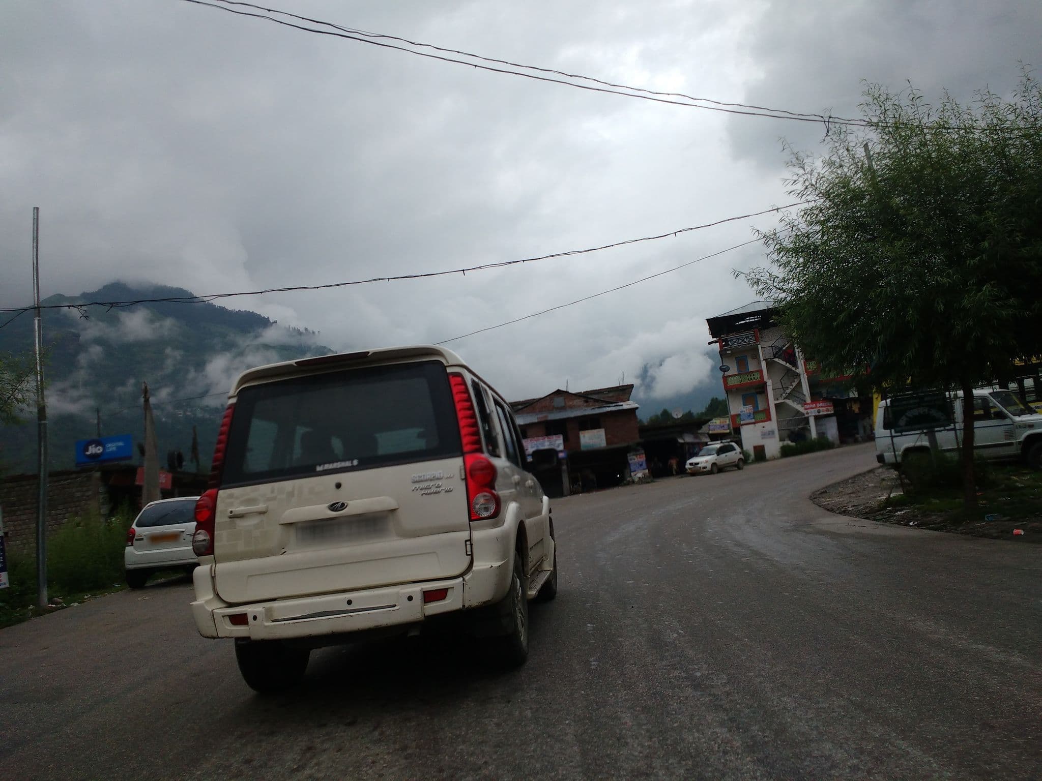 Street view near The Allure Grand Resort, Kyelang — © srividya (CC BY-SA · Mapillary)