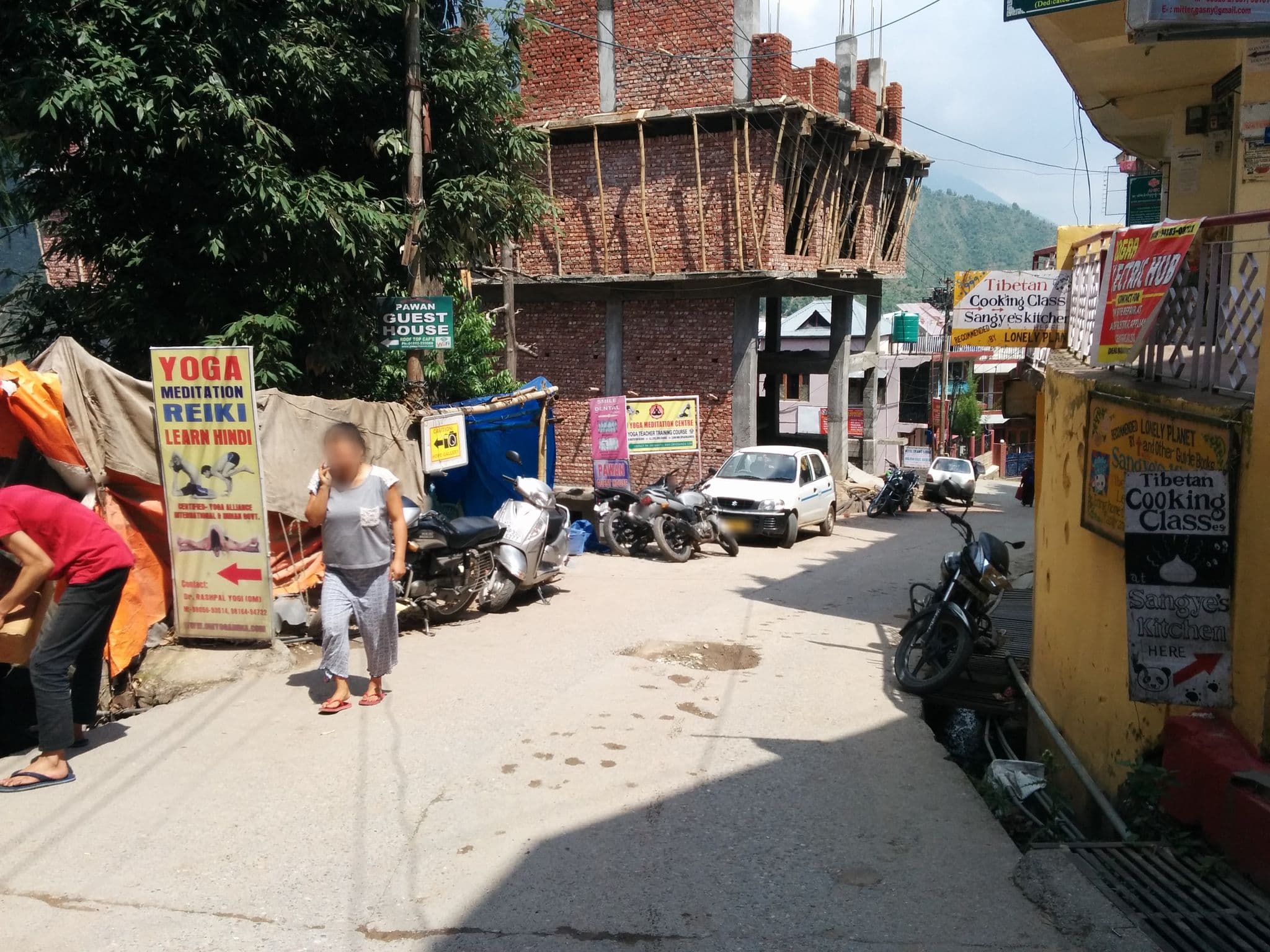 Street view near OYO 8455 Akash, Dharamsala — © sashazykov (CC BY-SA · Mapillary)