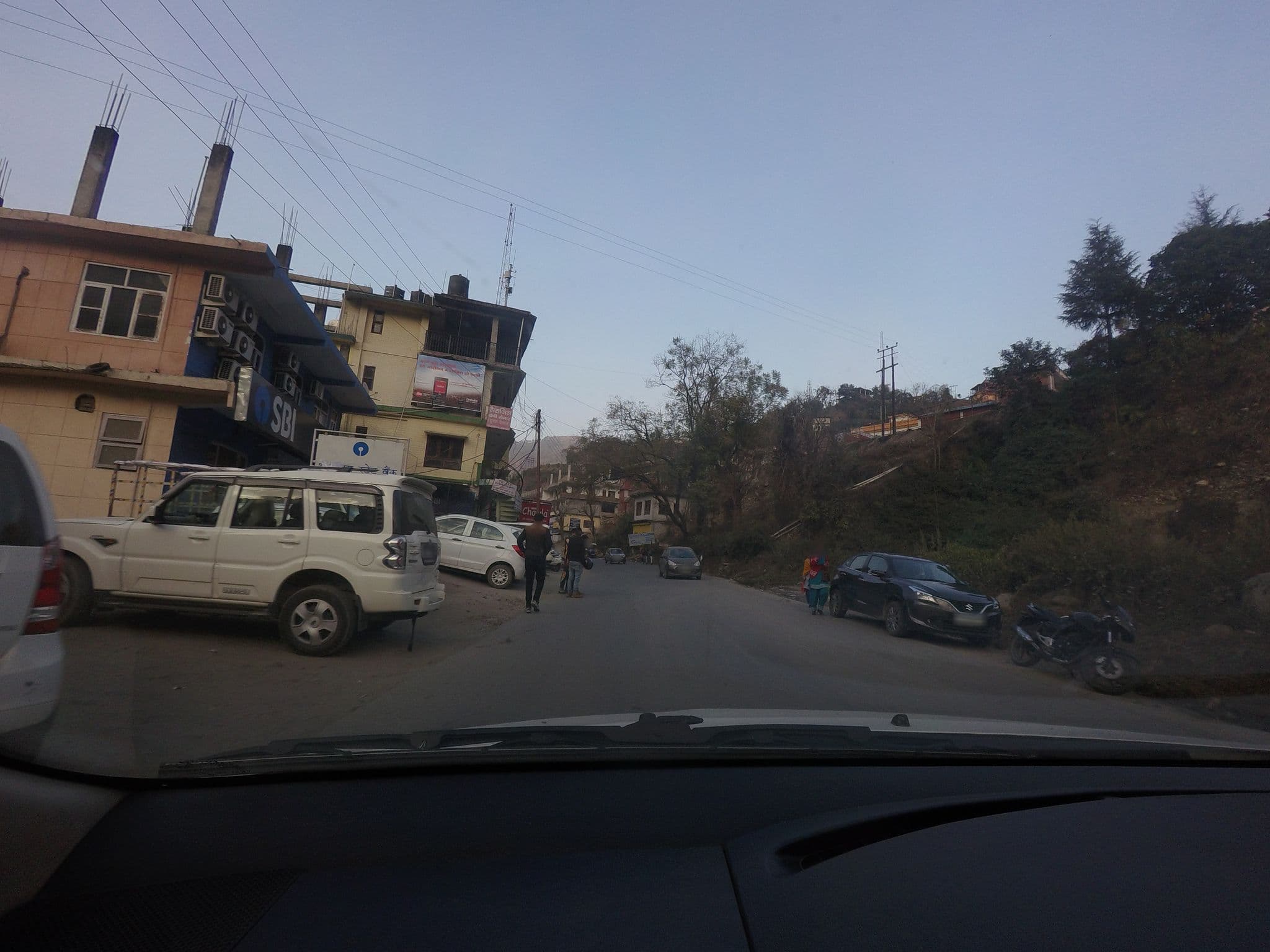 Street view near Hotel Shubham, Mandi — © natarajakaveeti (CC BY-SA · Mapillary)