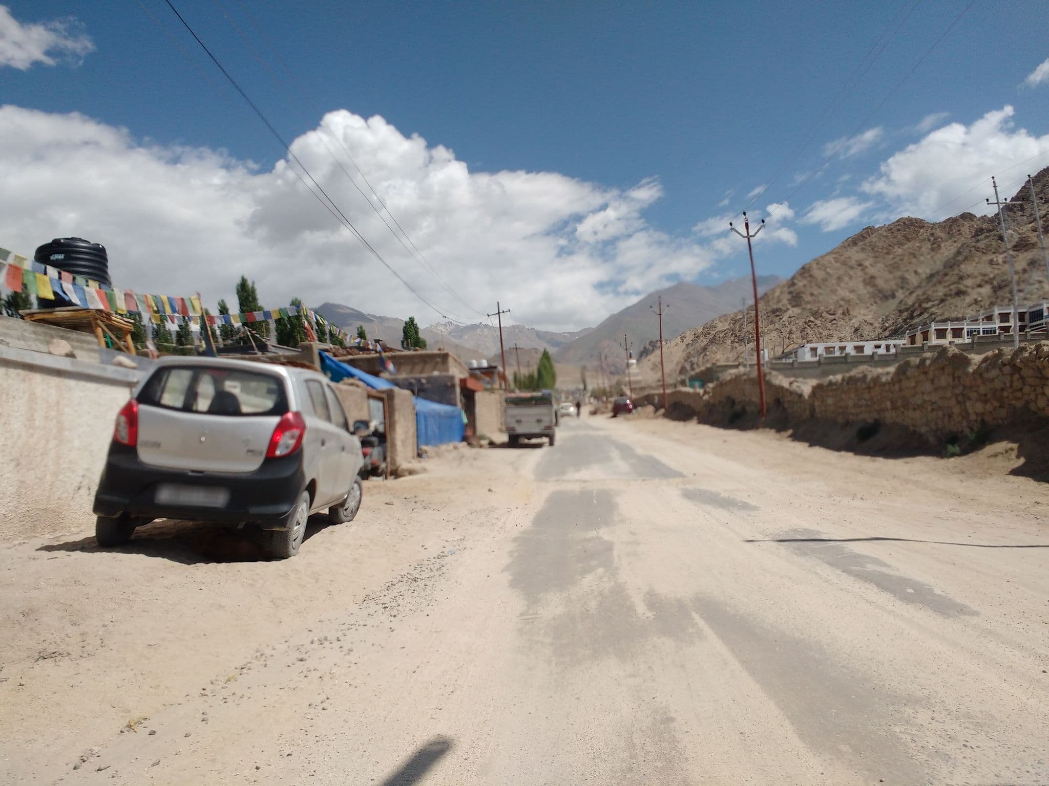 Street view near Himalayan Residency Ladakh, Leh — © yogi (CC BY-SA · Mapillary)