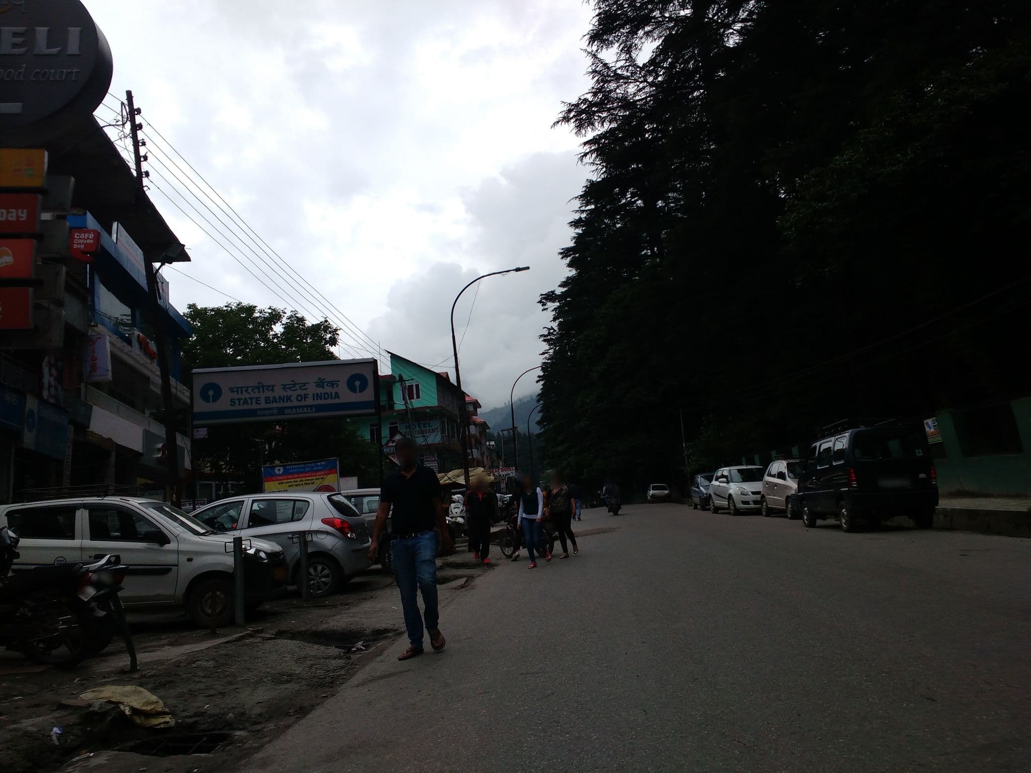 Street view near Behl Guest House, Kulu — © srividya (CC BY-SA · Mapillary)