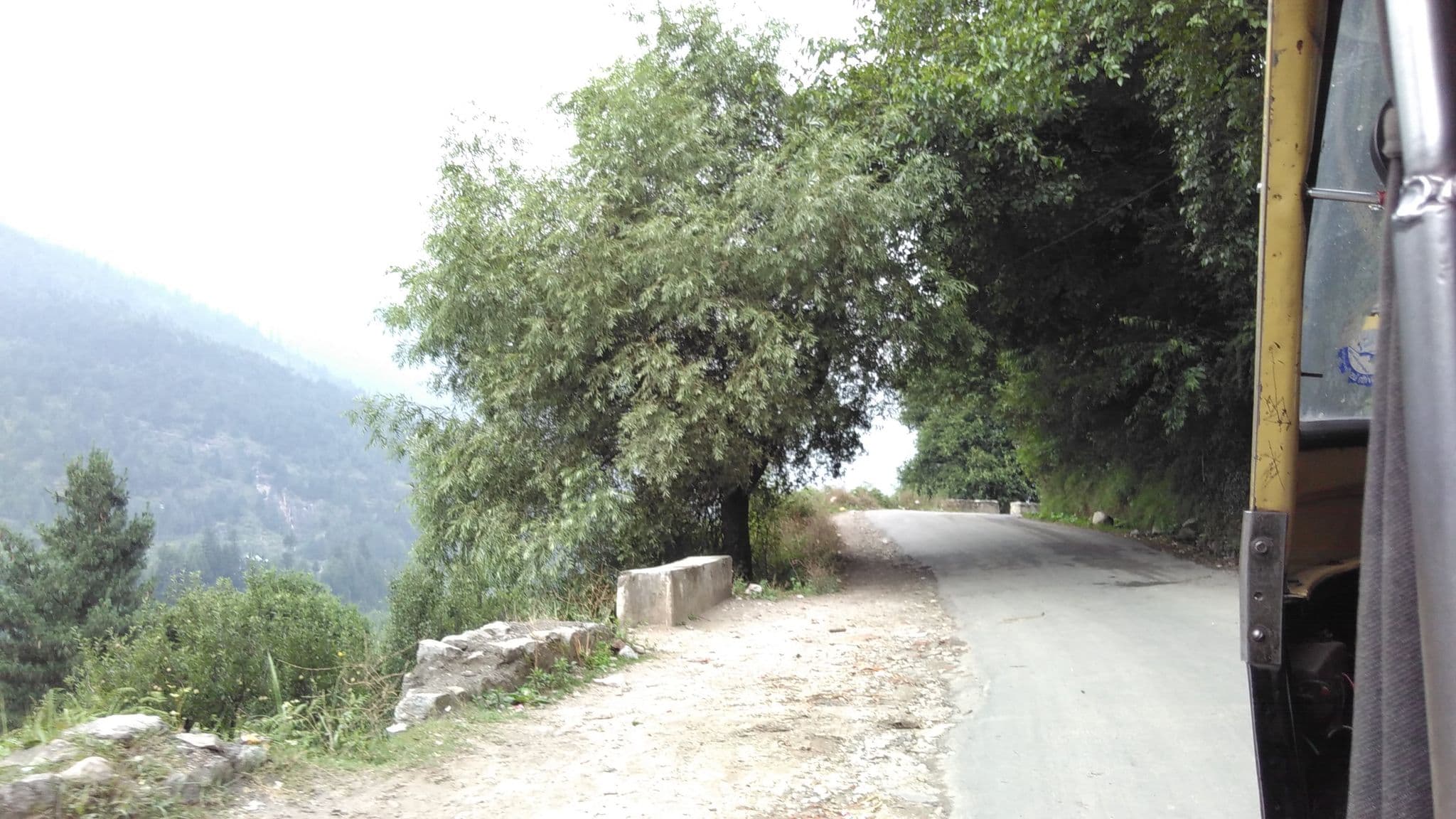 Street view near Amneu Beas Valley, Kulu — © lto (CC BY-SA · Mapillary)