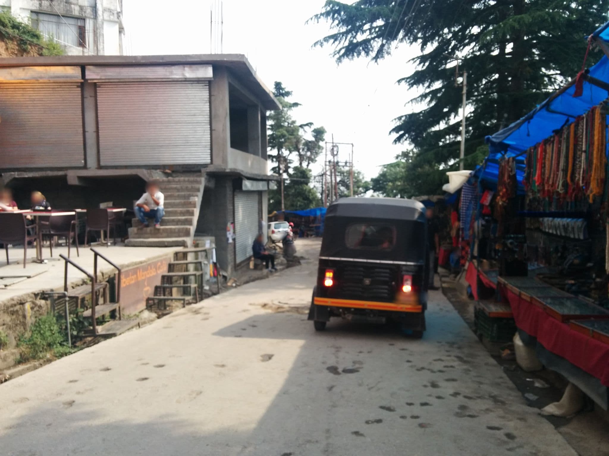 Street view near Yewang House, Dharamsala — © sashazykov (CC BY-SA · Mapillary)