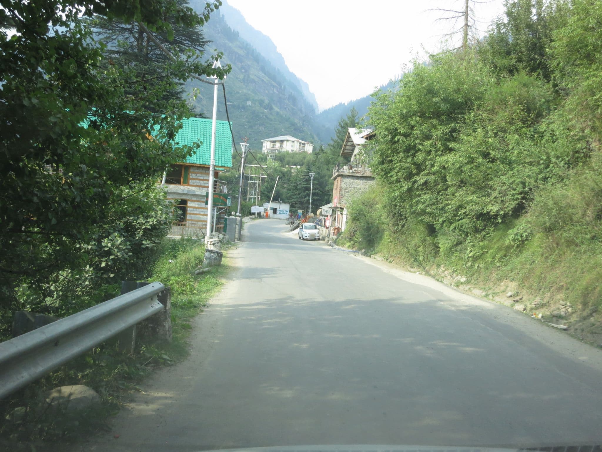 Street view near Rajput Royal Cottage, Kulu — © lto (CC BY-SA · Mapillary)