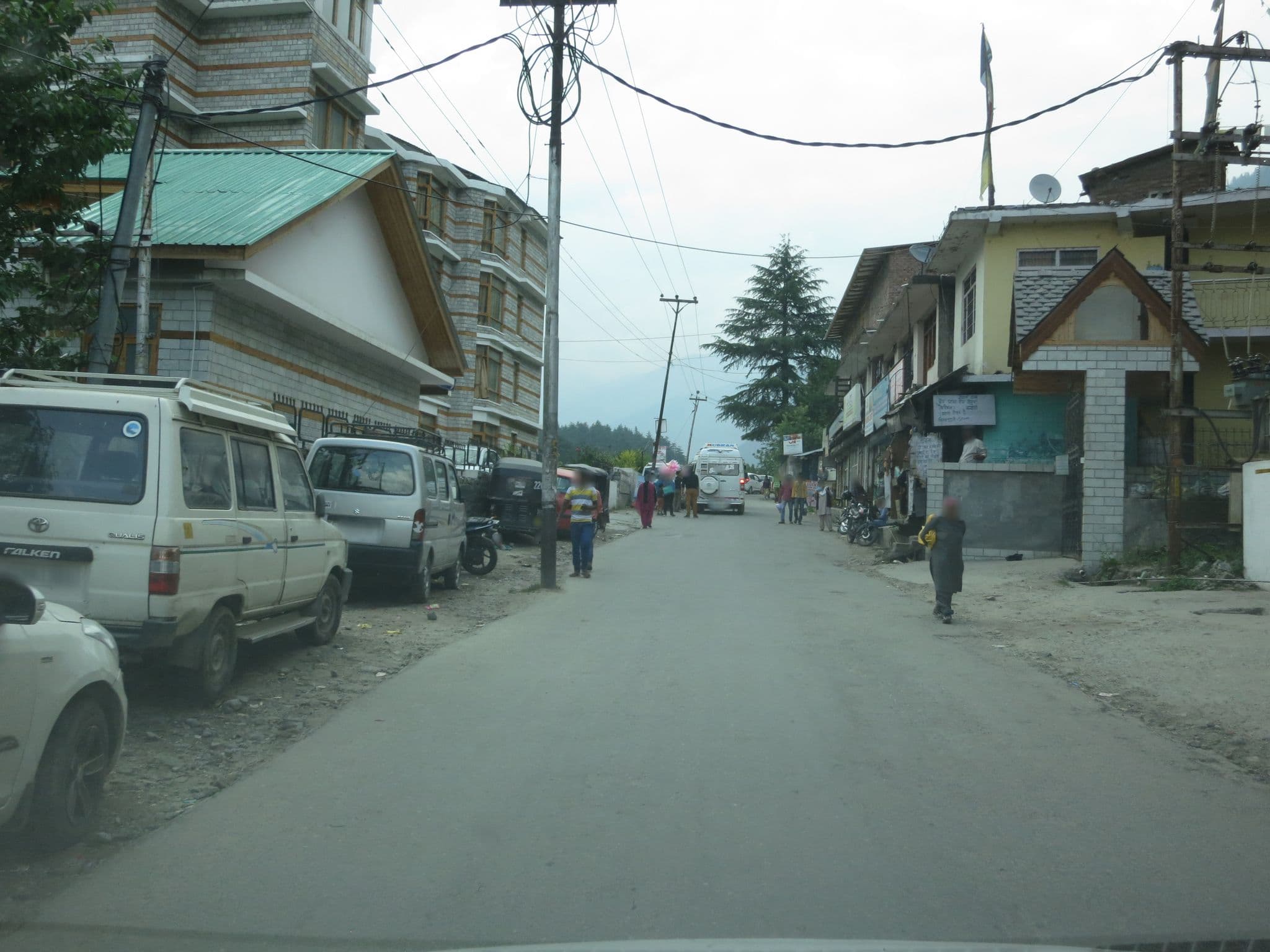 Street view near Treebo Woodstock Inn, Kulu — © lto (CC BY-SA · Mapillary)