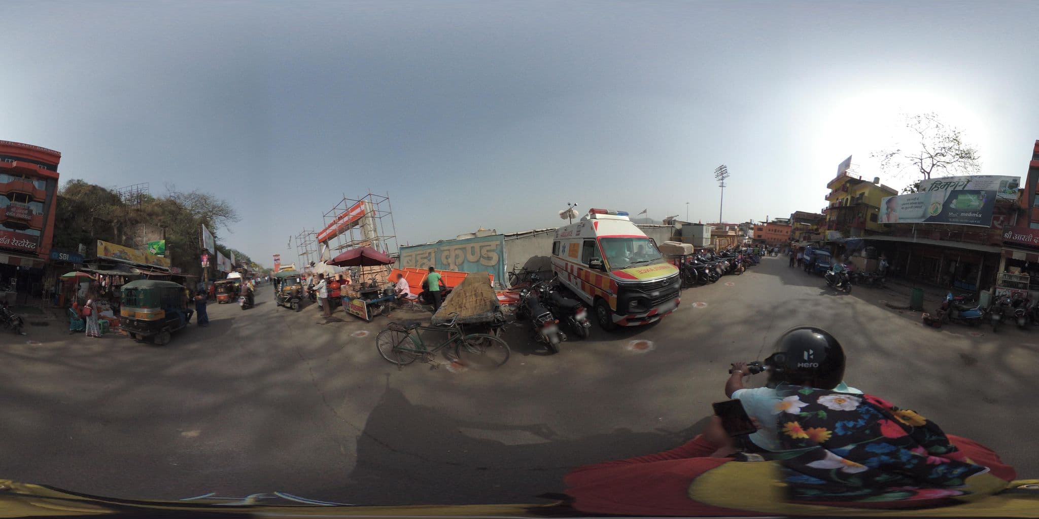 Street view near Hotel Aarti Darshan, Haridwar — © prasad23427 (CC BY-SA · Mapillary)