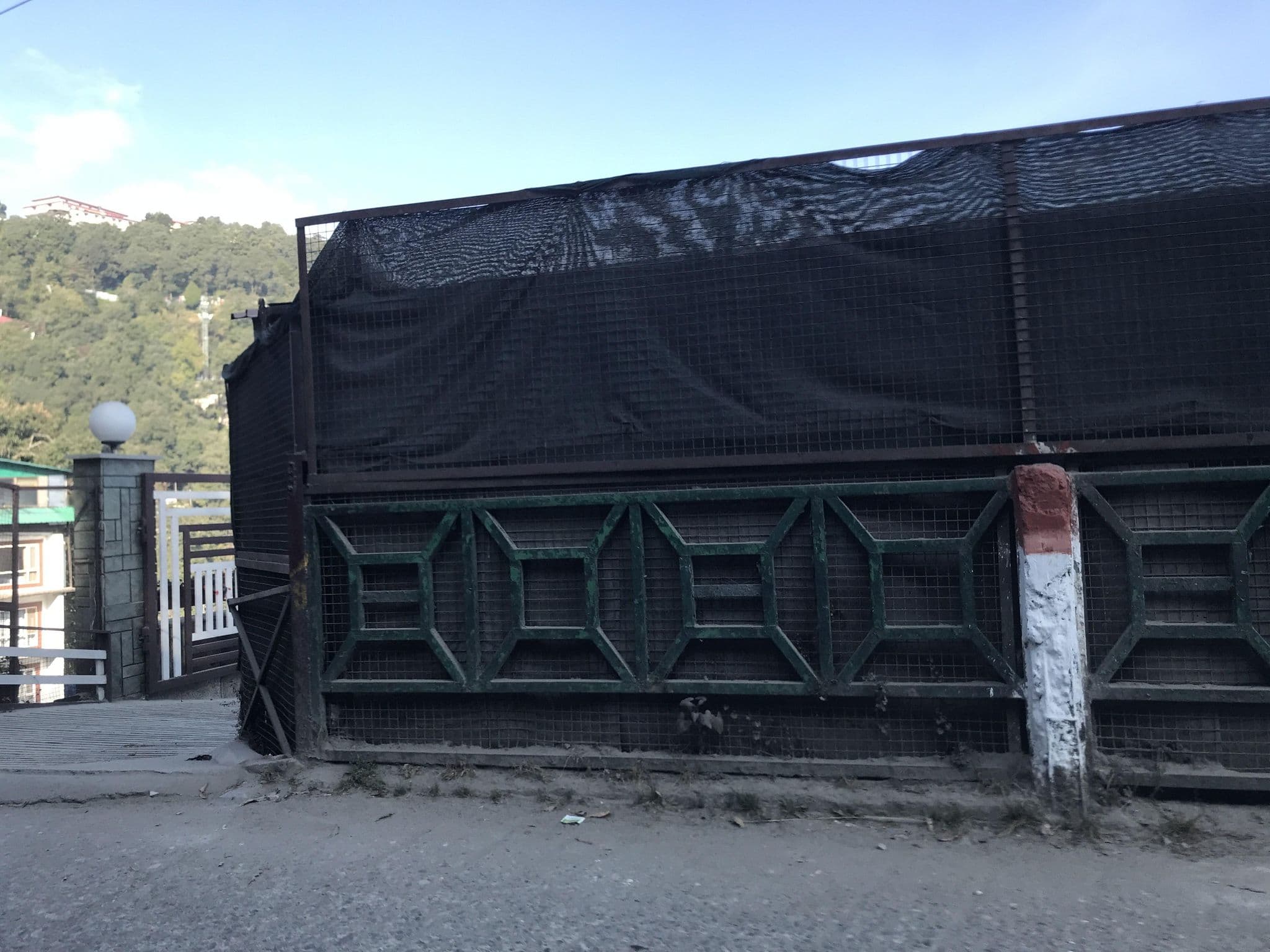 Street view near Hotel Devlok Primal, Mussoorie — © miguel_andrade (CC BY-SA · Mapillary)