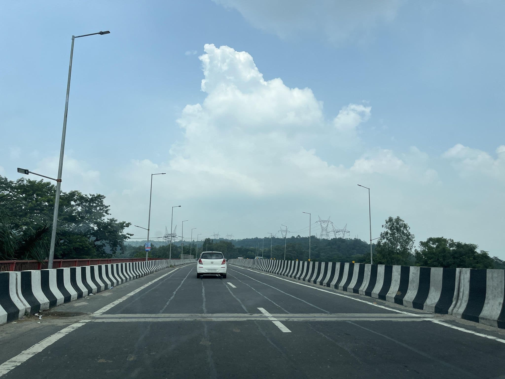 Street view near Country Inn & Suites by Carlson, Rāīwāla Bara — © lakshyajeet (CC BY-SA · Mapillary)