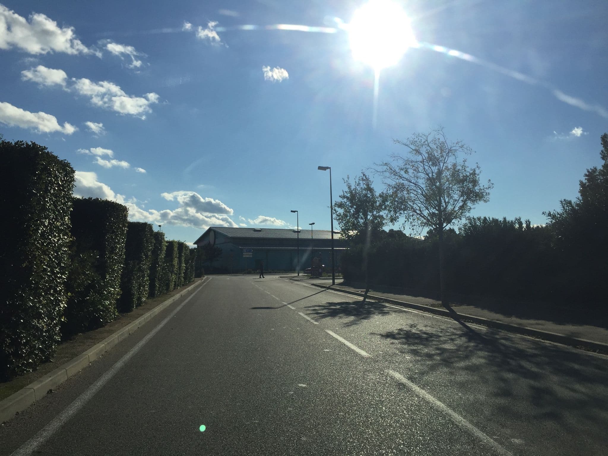 Street view near Hôtel Ibis Orange Sud, Courthézon — © zimmy (CC BY-SA · Mapillary)
