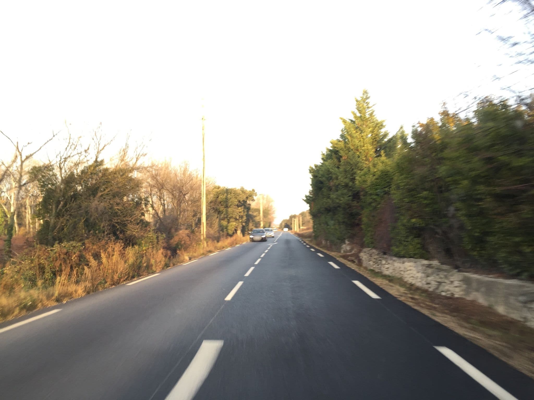 Street view near La Sommellerie, Roquemaure — © zimmy (CC BY-SA · Mapillary)