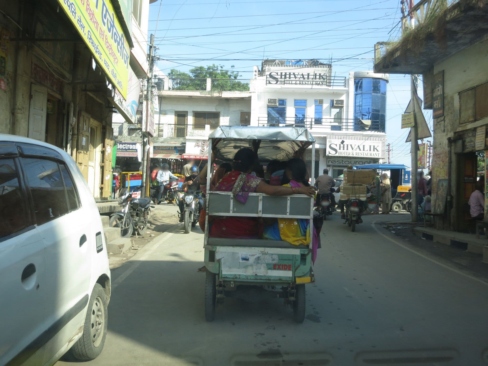 Street view near Hotel Himalaya, Haridwar — © lto (CC BY-SA · Mapillary)