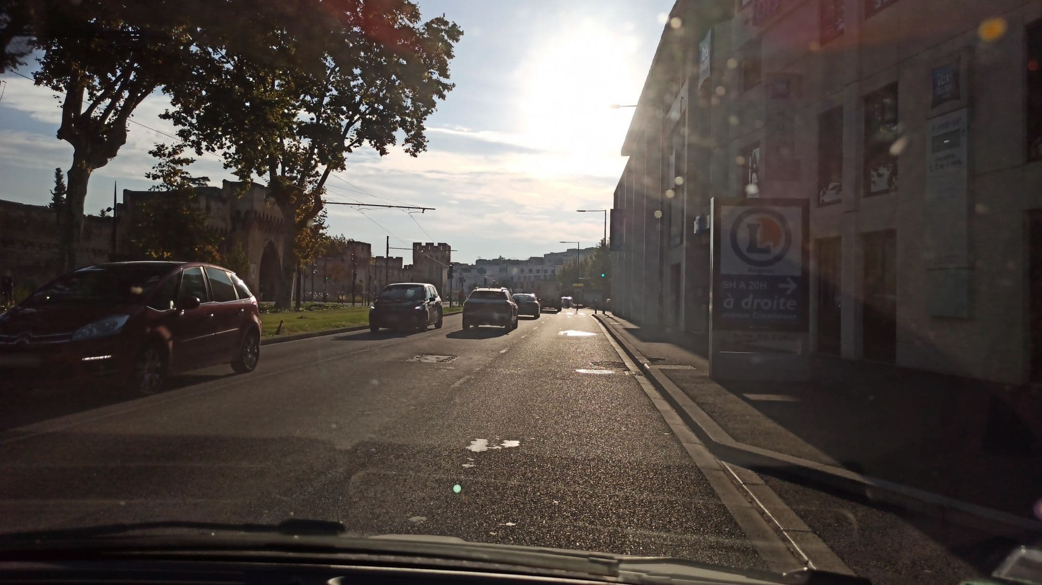 Street view near Hôtel Ibis Budget Avignon Centre, Avignon — © alexavignon (CC BY-SA · Mapillary)