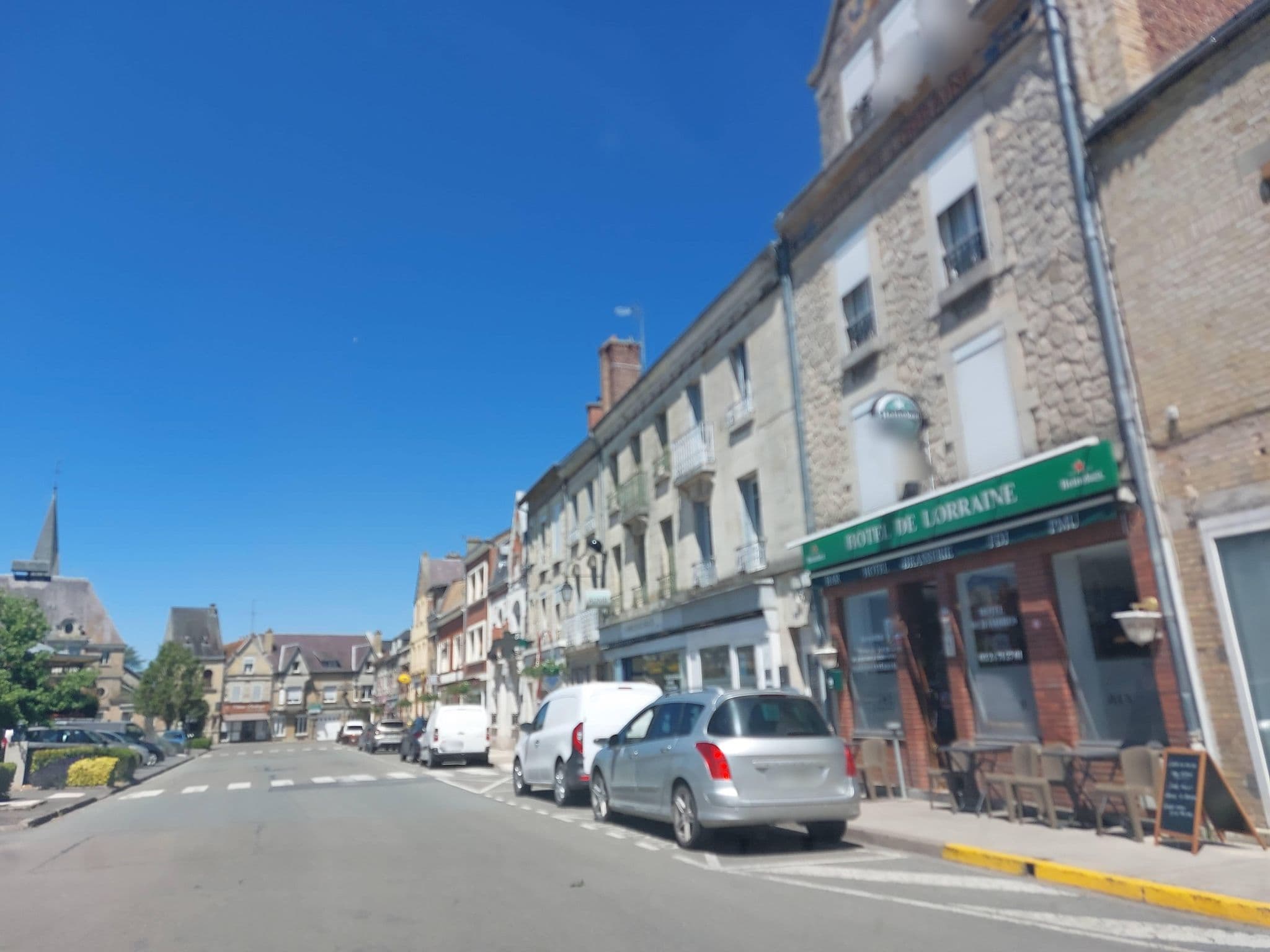 Street view near Hôtel de Lorraine - bar/restaurant, Attigny — © 5rmft (CC BY-SA · Mapillary)