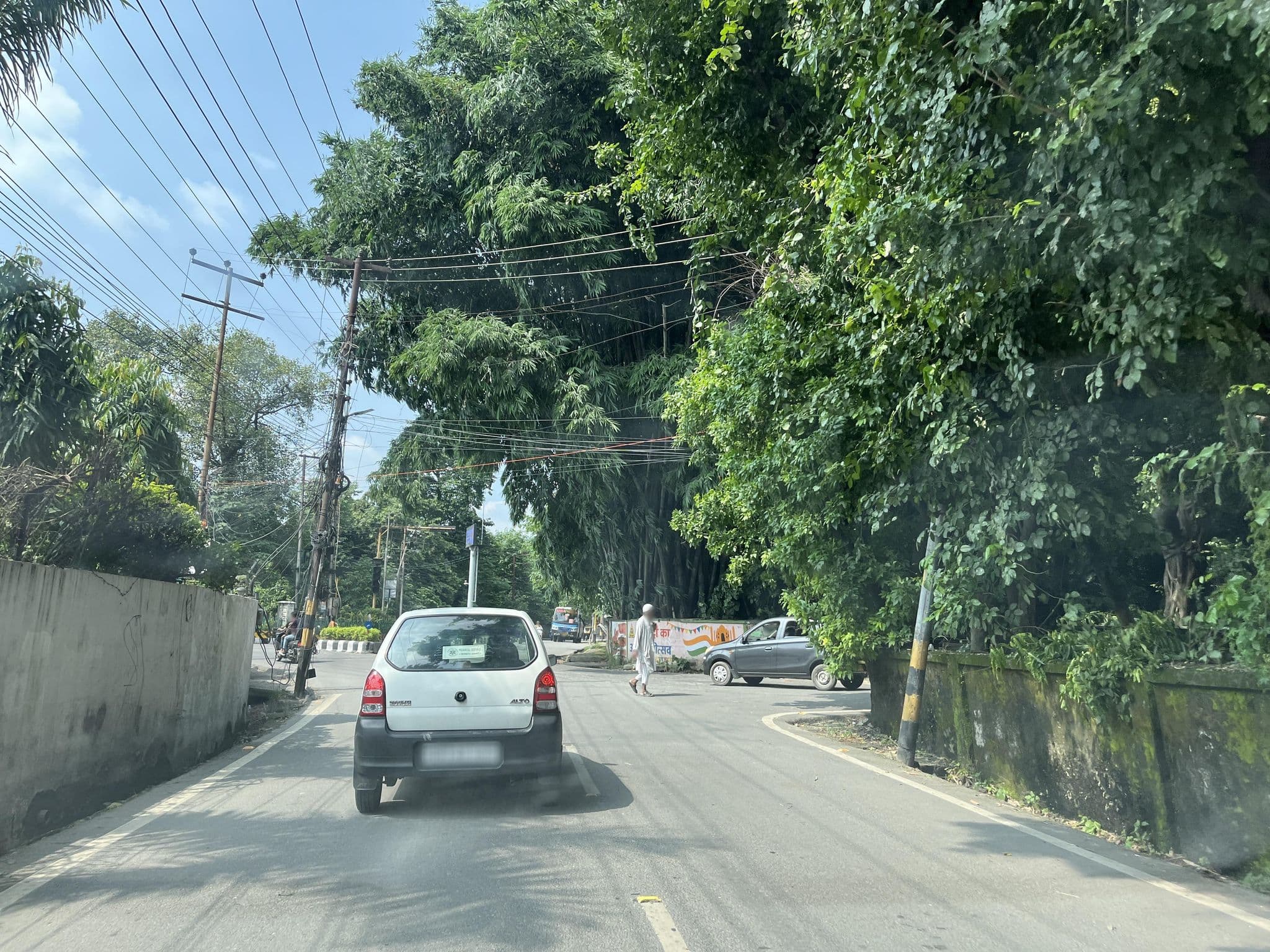 Street view near Hotel City Star, Dehradun — © lakshyajeet (CC BY-SA · Mapillary)
