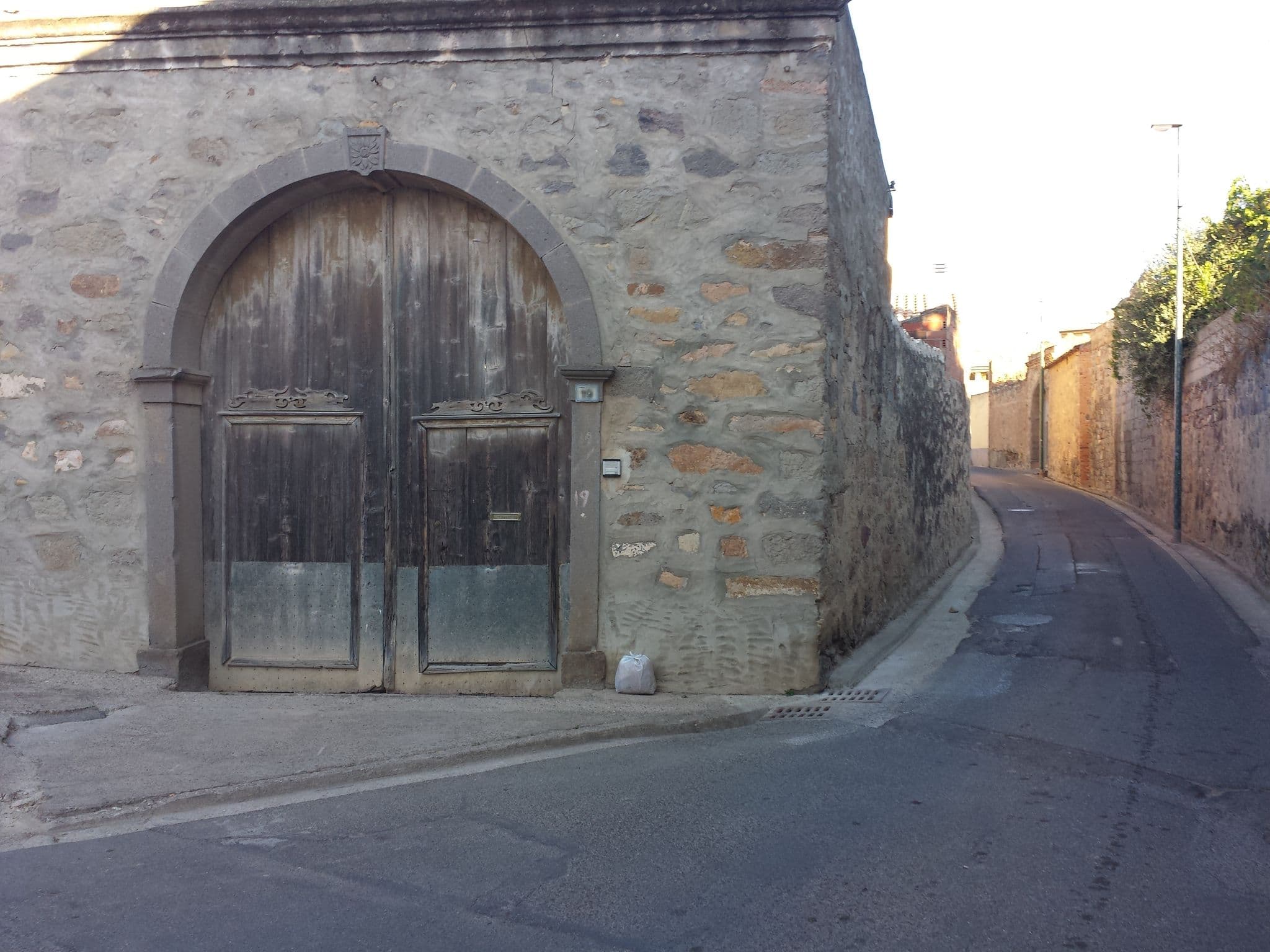 Street view near Hotel - Ristorante - Bar Sport dei Fratelli Porcu SNC, Serrenti — © francesca (CC BY-SA · Mapillary)