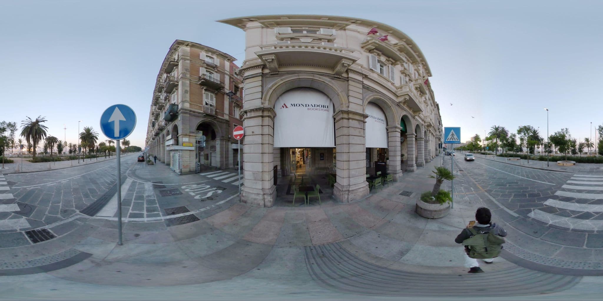 Street view near Birkin Porto 1870, Cagliari — © mapconcierge (CC BY-SA · Mapillary)