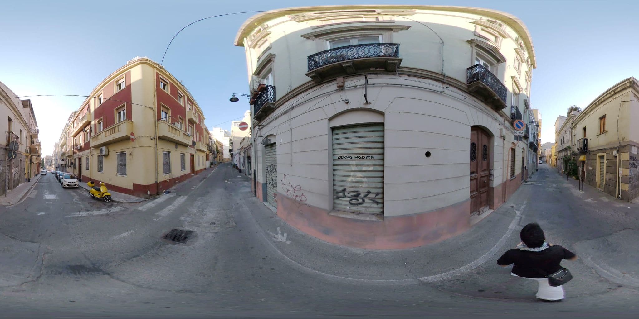 Street view near Enry White House, Cagliari — © mapconcierge (CC BY-SA · Mapillary)