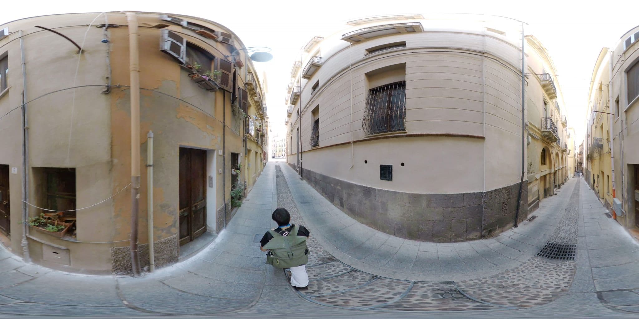 Street view near Residenza Crisaripa, Cagliari — © mapconcierge (CC BY-SA · Mapillary)