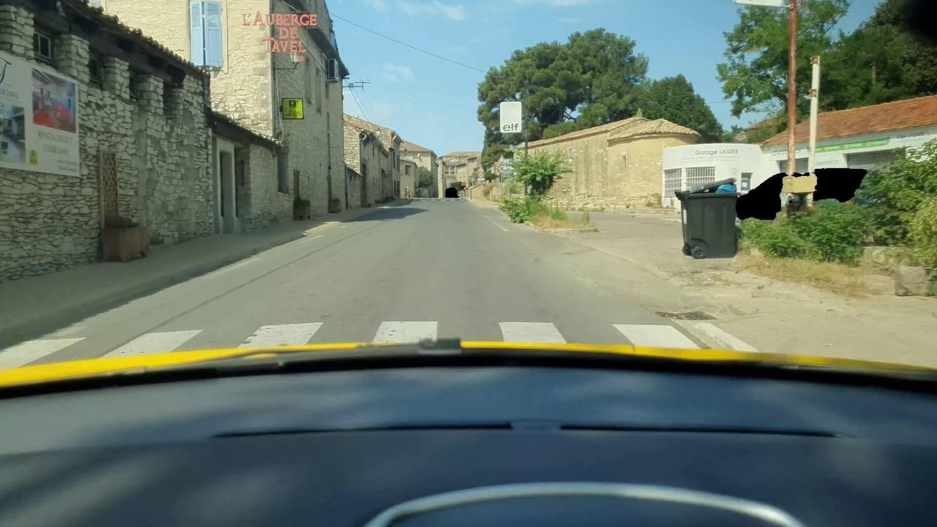 Street view near Auberge de Tavel, Tavel — © si3p0 (CC BY-SA · Mapillary)
