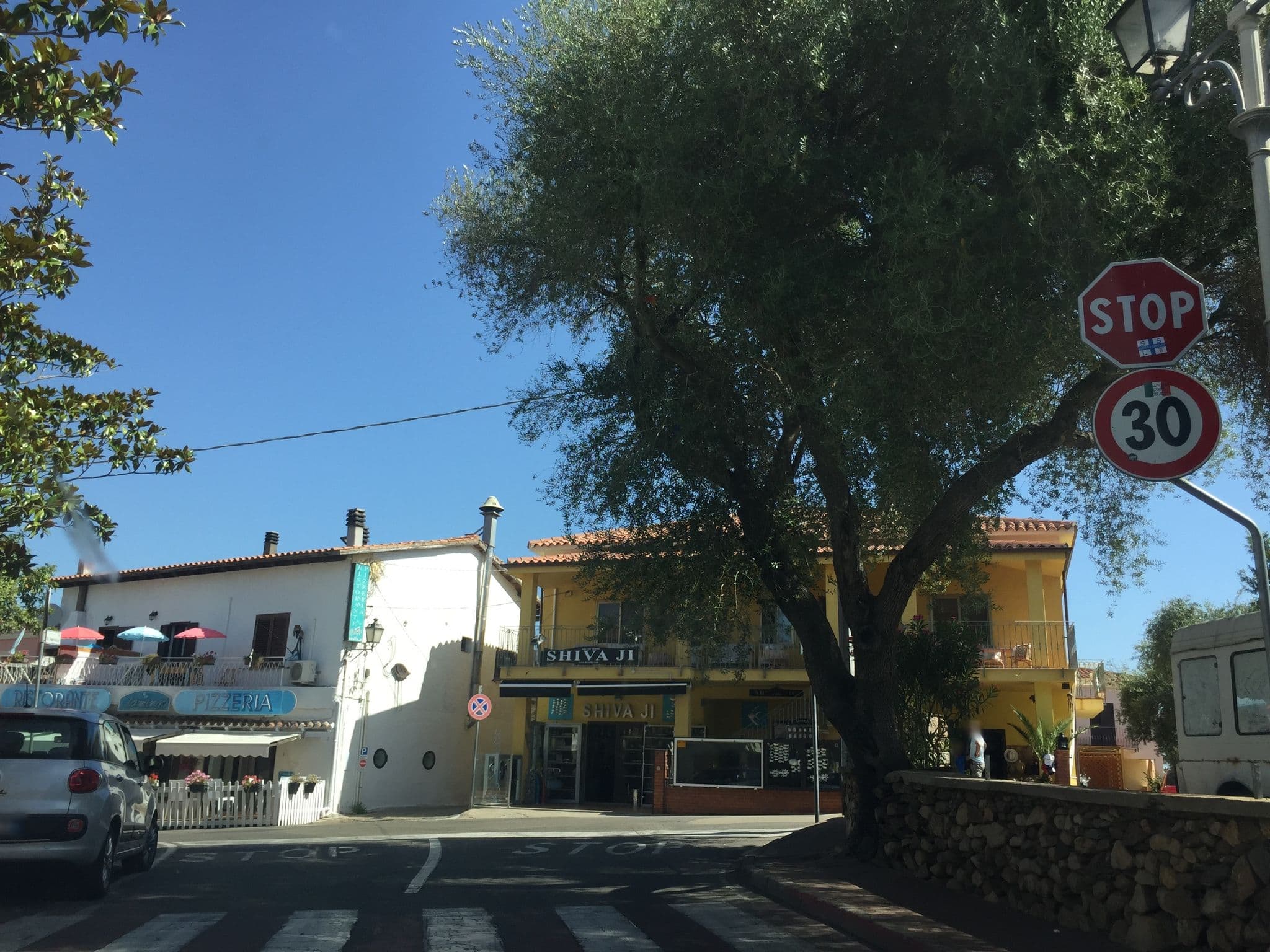 Street view near Holidays San Teodoro, San Teodoro — © thepriben (CC BY-SA · Mapillary)