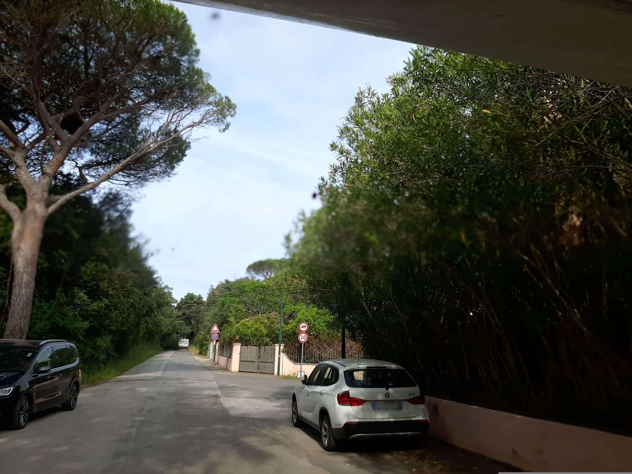 Street view near Park Hotel Zibellino, Castiglione della Pescaia — © Brown69 (CC BY-SA · Mapillary)