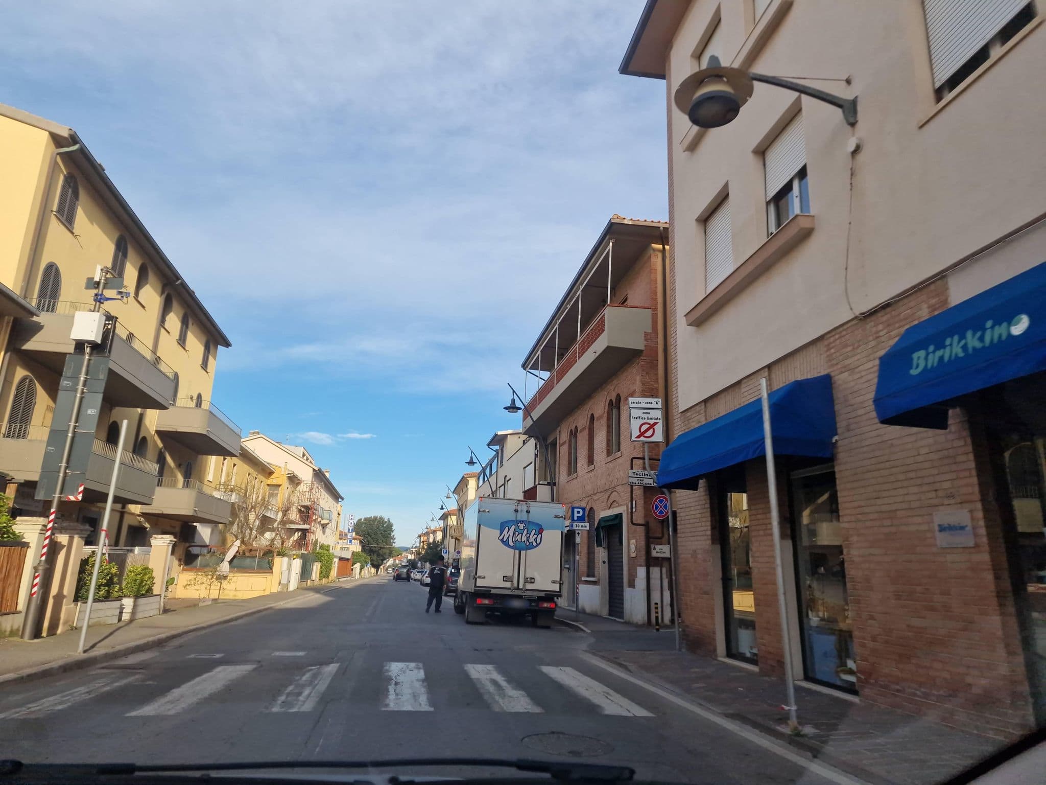 Street view near Casa Marina, Castiglione della Pescaia — © giacomo123 (CC BY-SA · Mapillary)