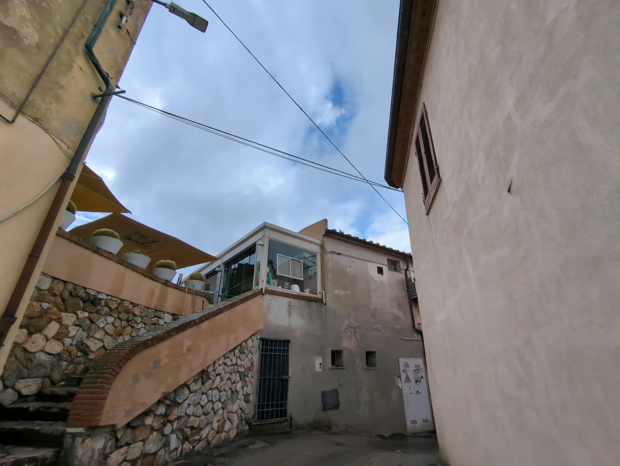Street view near Casa Leo, Capoliveri — © ente (CC BY-SA · Mapillary)