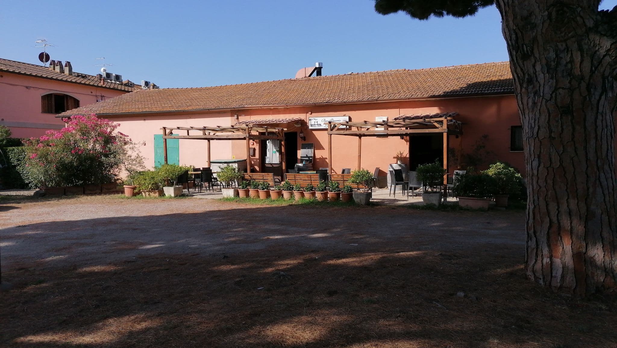 Street view near Case vacanze Santamargherita, Castiglione della Pescaia — © bolerton (CC BY-SA · Mapillary)
