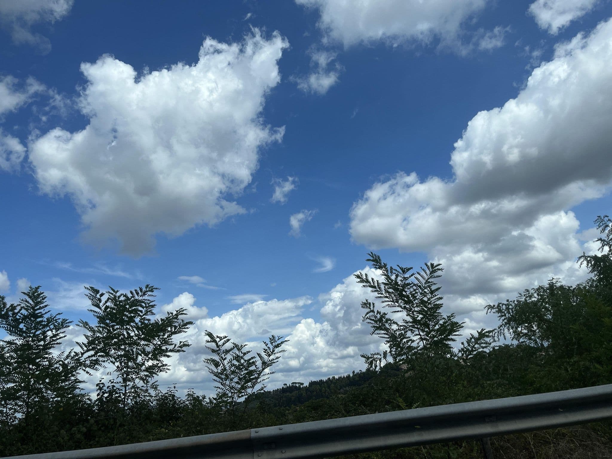Street view near Agriturismo " Podere del Botruccio", Pomarance — © oeschinen (CC BY-SA · Mapillary)