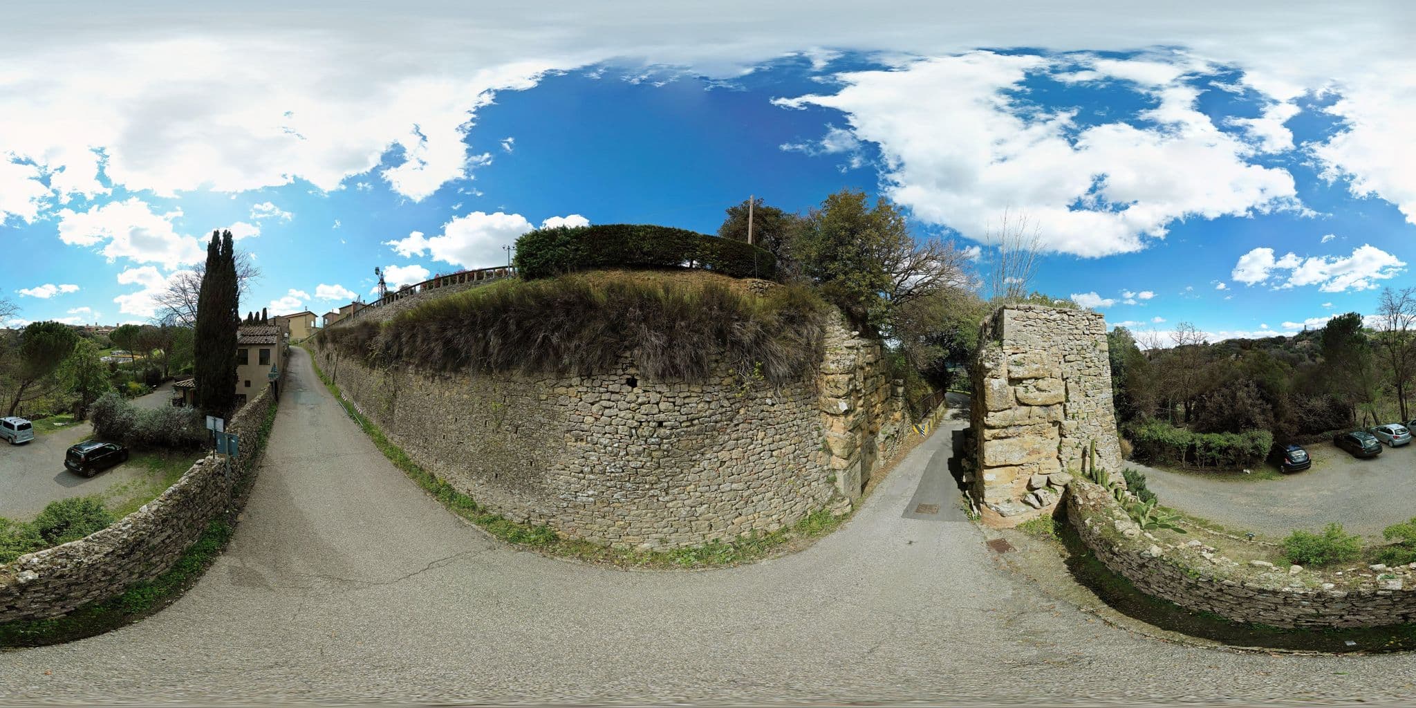Street view near Il Portone, Volterra — © Ghelfi360 (CC BY-SA · Mapillary)