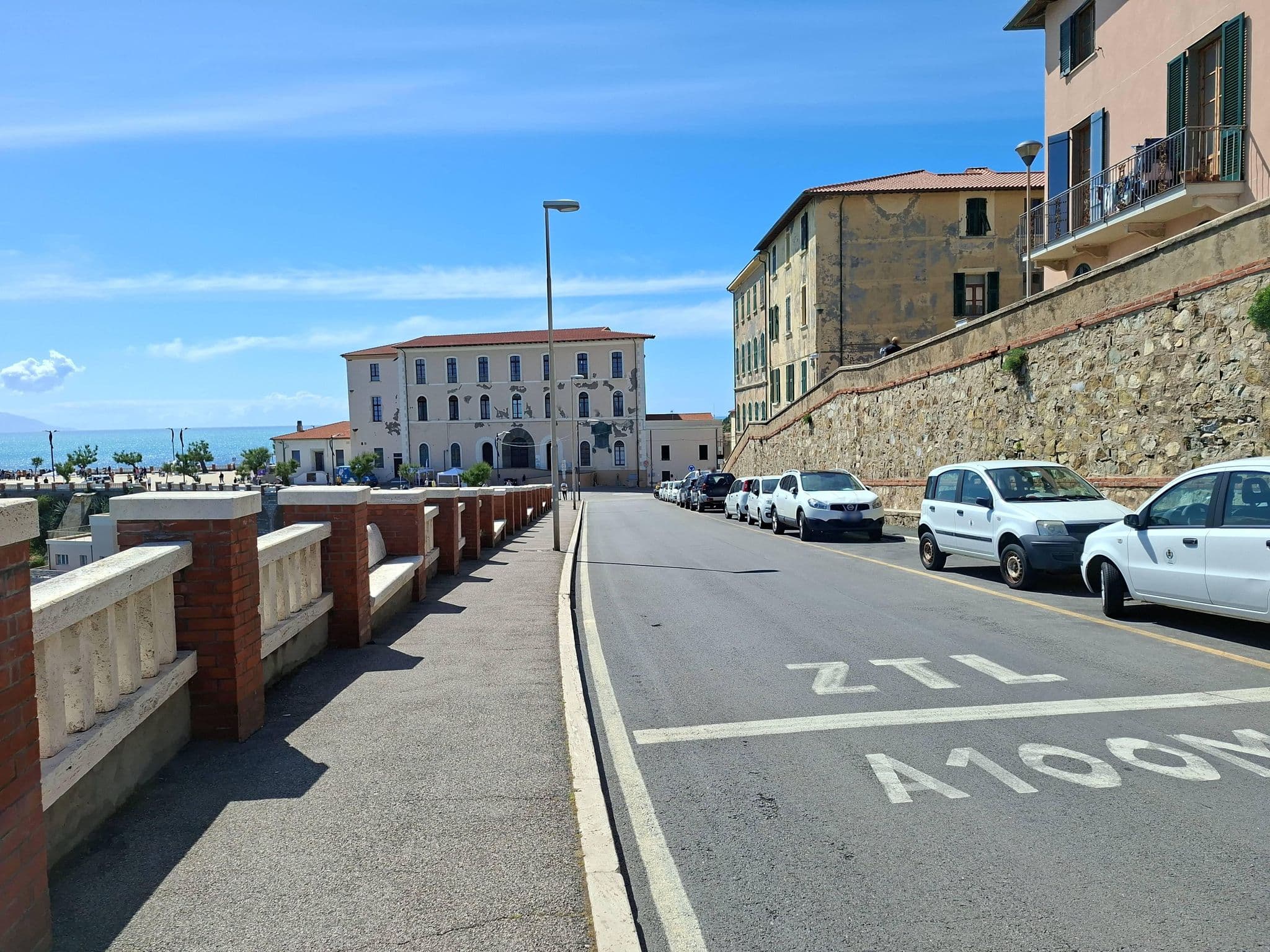 Street view near Arcipelago Toscano B&B, Piombino — © momix (CC BY-SA · Mapillary)