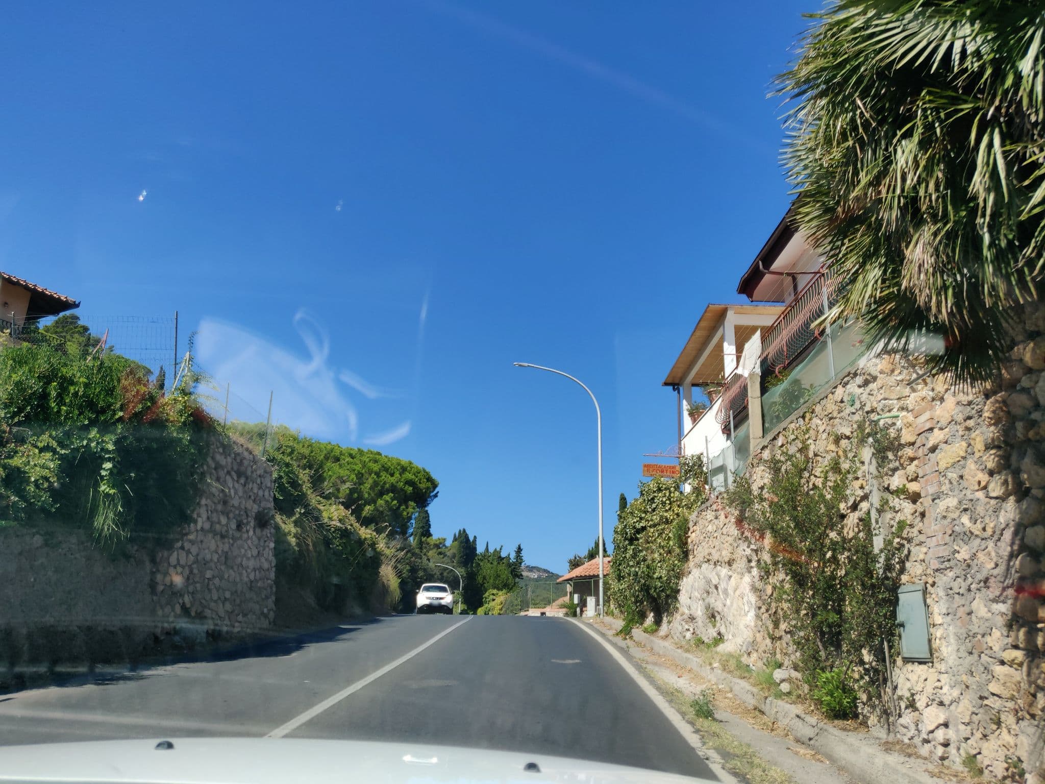 Street view near Albergo Belvedere, Monte Argentario — © panbauletto (CC BY-SA · Mapillary)