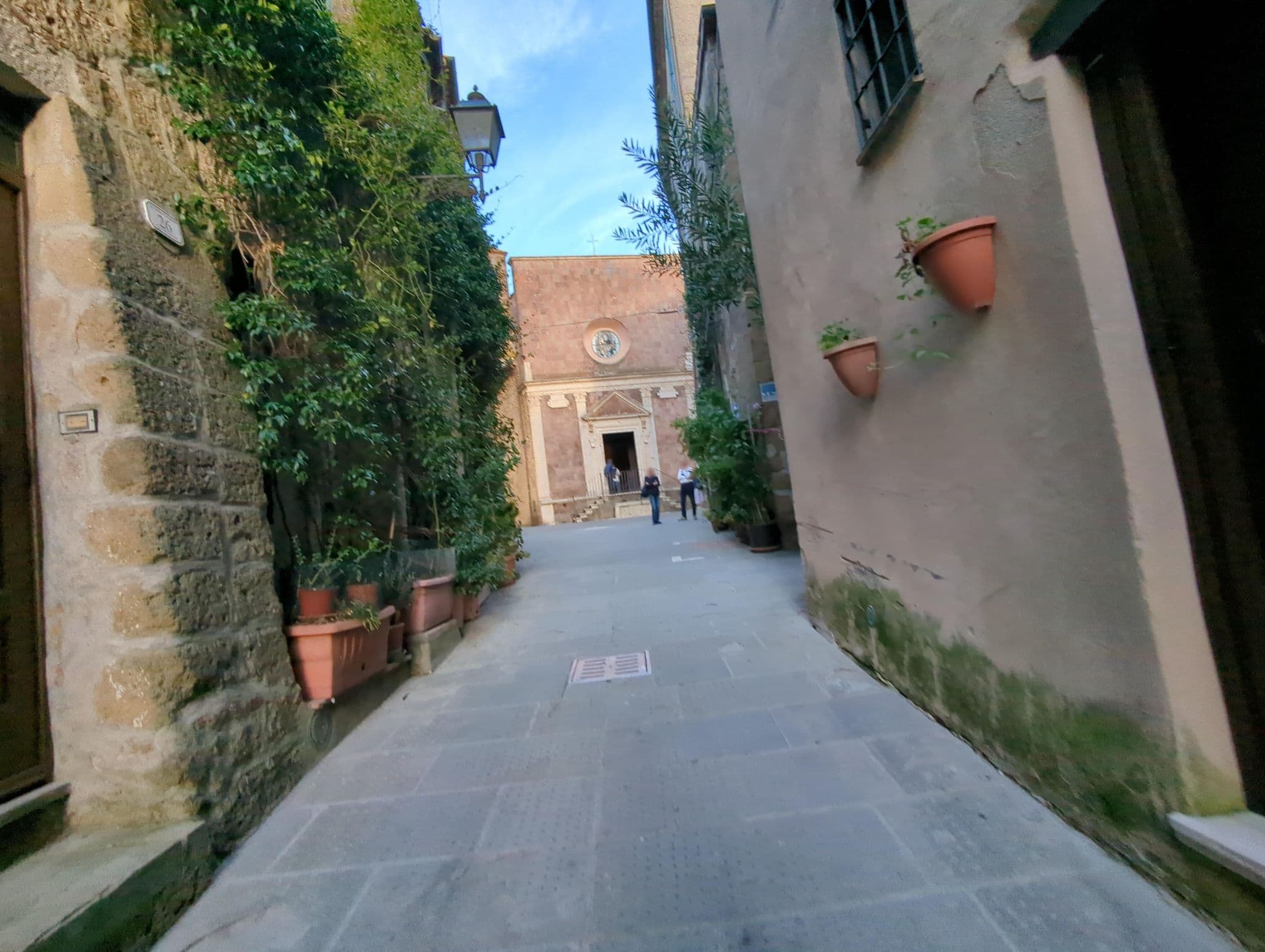 Street view near Appartamento del cuore, Farnese — © ente (CC BY-SA · Mapillary)
