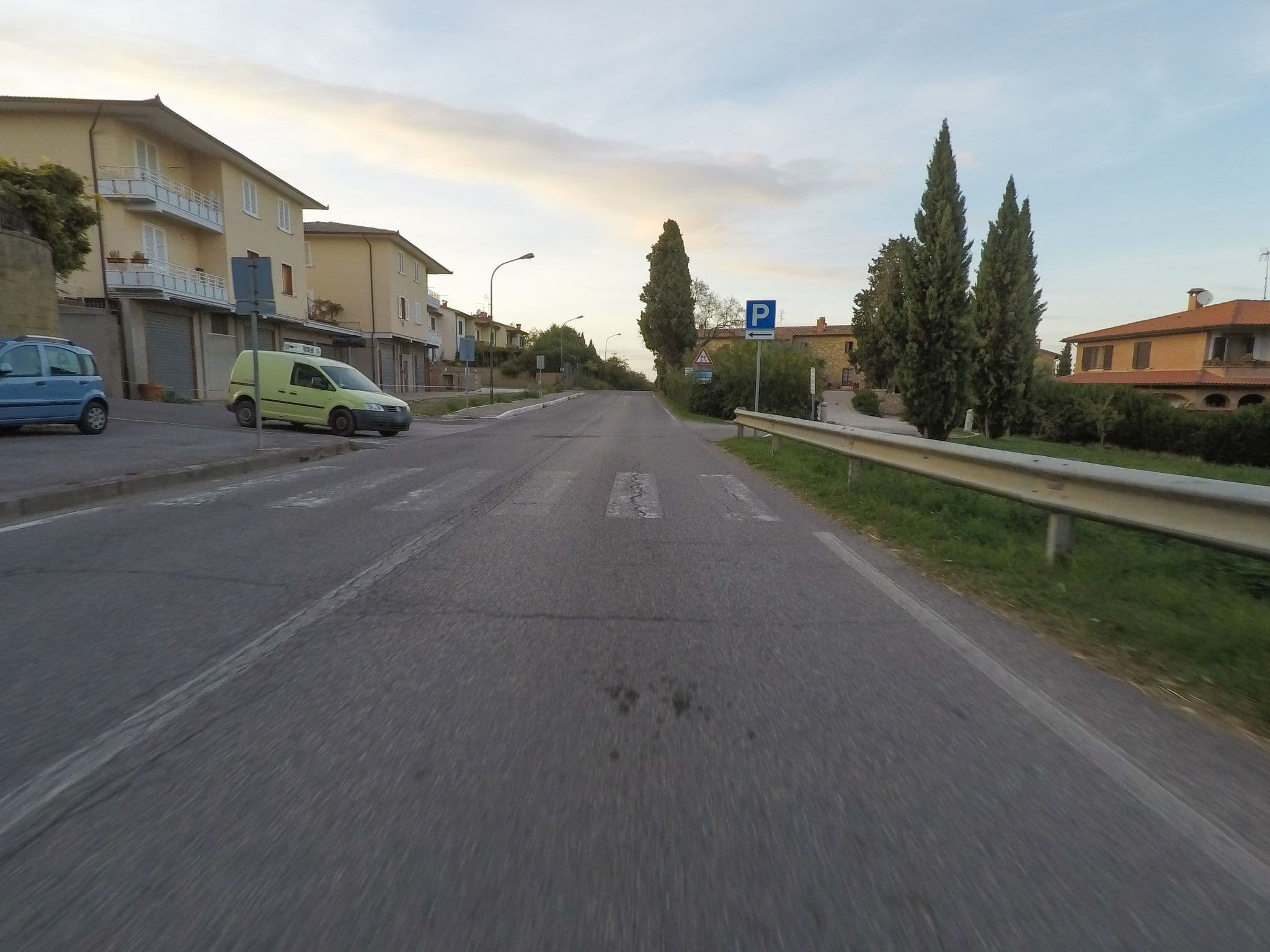 Street view near Cerreto, Pienza — © esario (CC BY-SA · Mapillary)