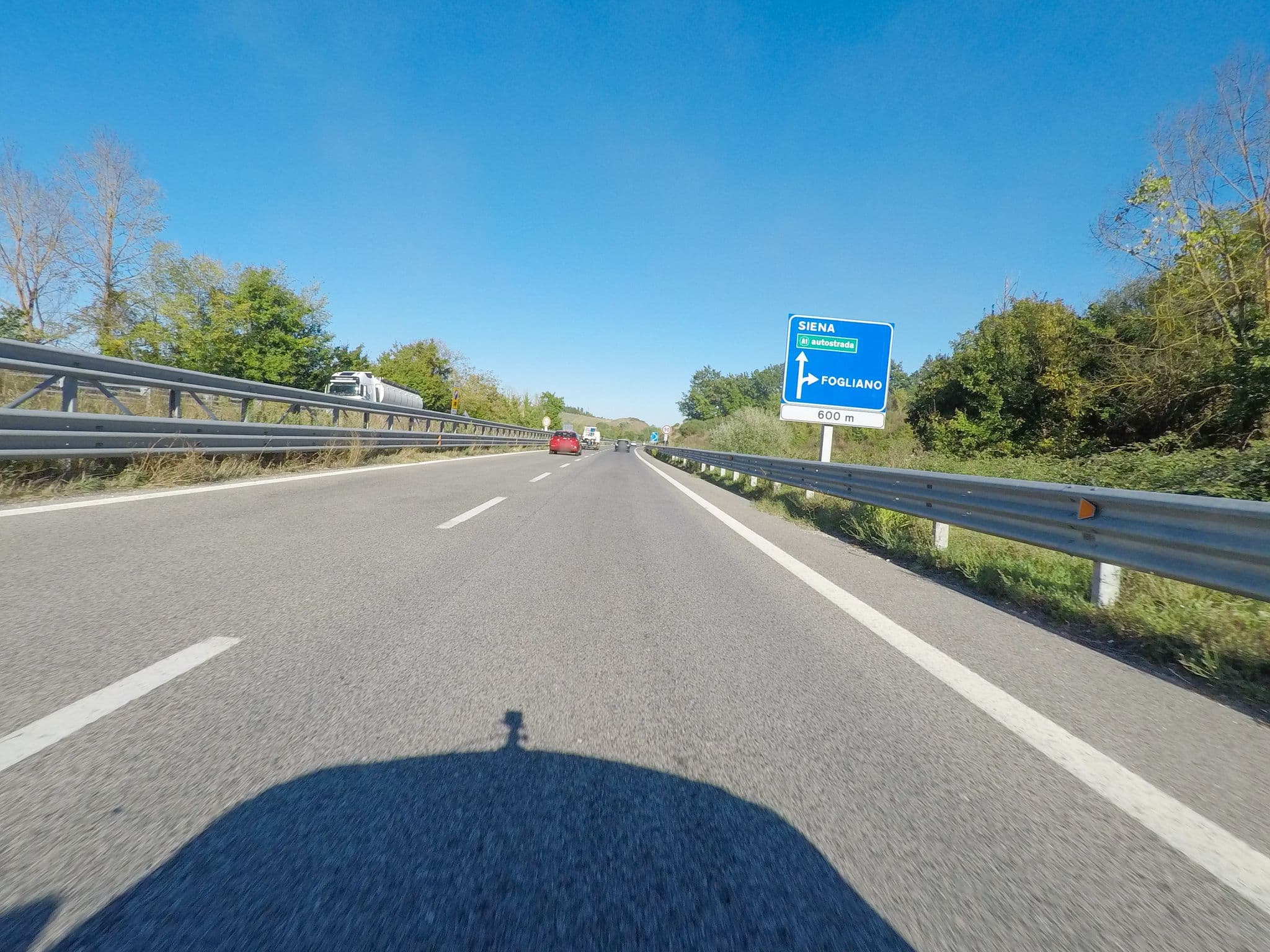 Street view near Tenuta la Santissima, Rosia — © esario (CC BY-SA · Mapillary)