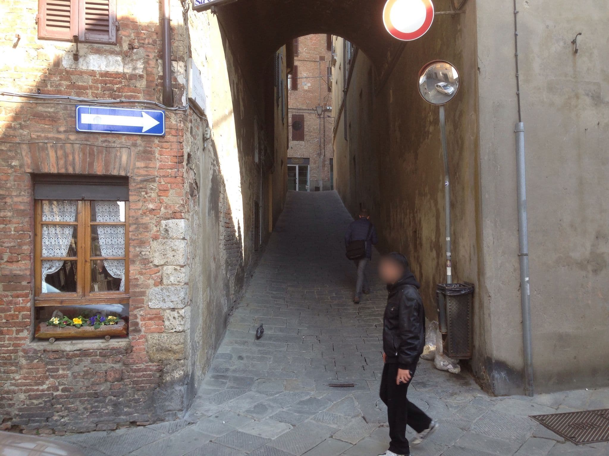 Street view near Antica Dimora Del Buongoverno, Siena — © mike (CC BY-SA · Mapillary)