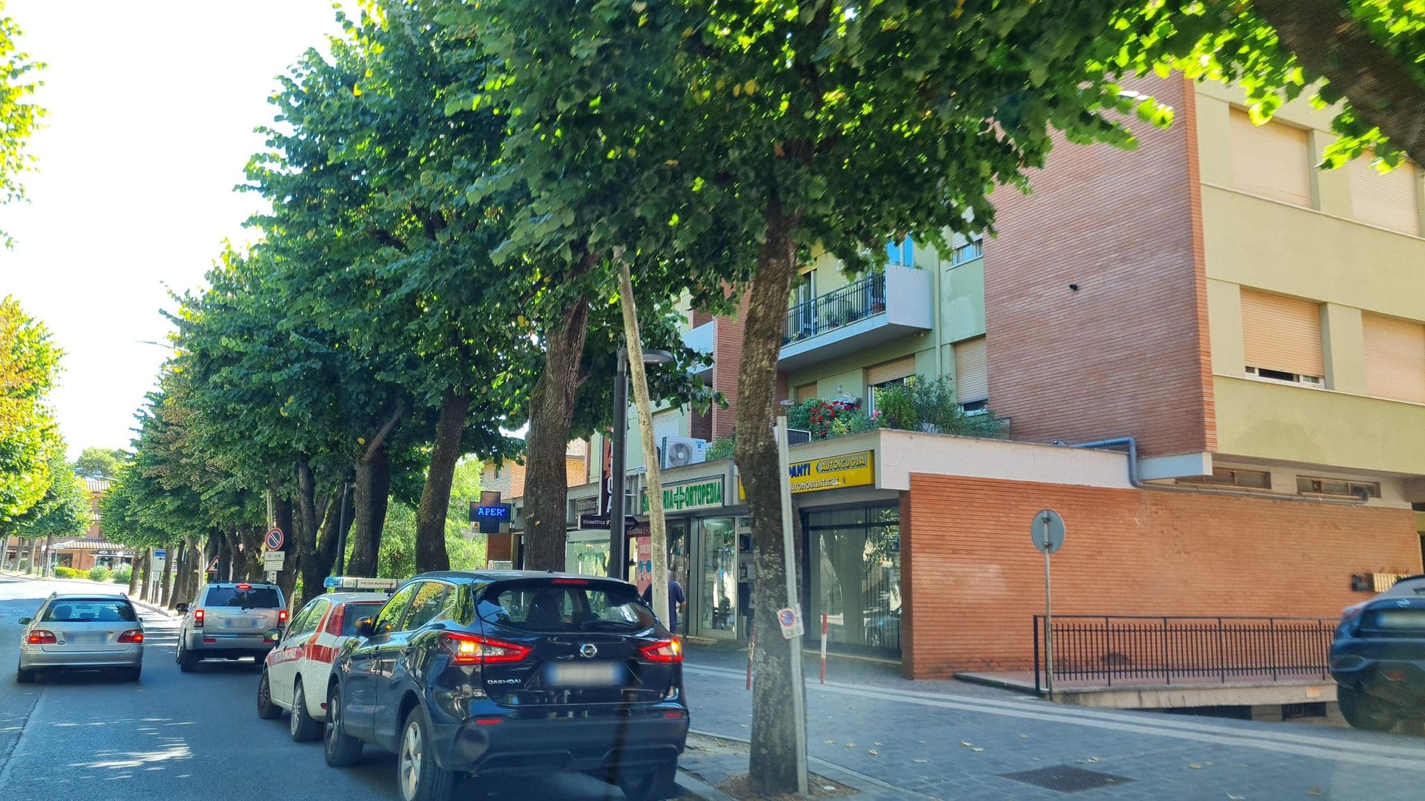 Street view near Da Giancarlo, Chianciano Terme — © laniuscollurio (CC BY-SA · Mapillary)