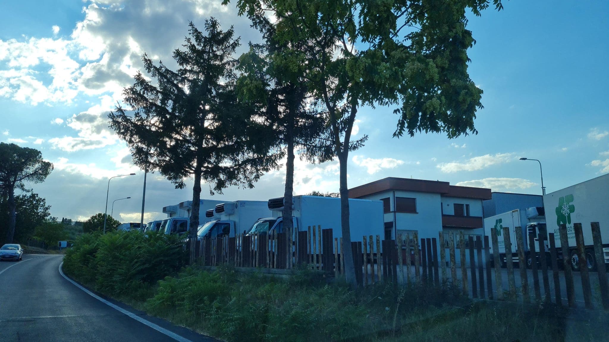 Street view near Il Pino, Chiusi — © laniuscollurio (CC BY-SA · Mapillary)