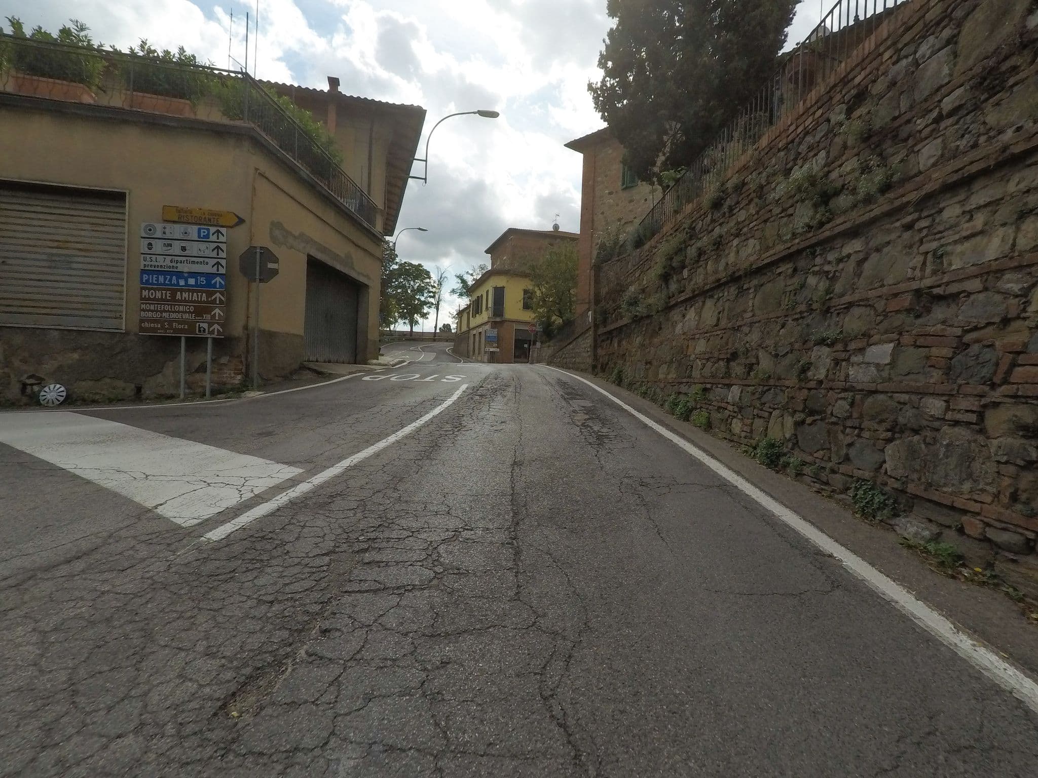 Street view near Siena House, Tuscany, Italy, Torrita di Siena — © esario (CC BY-SA · Mapillary)