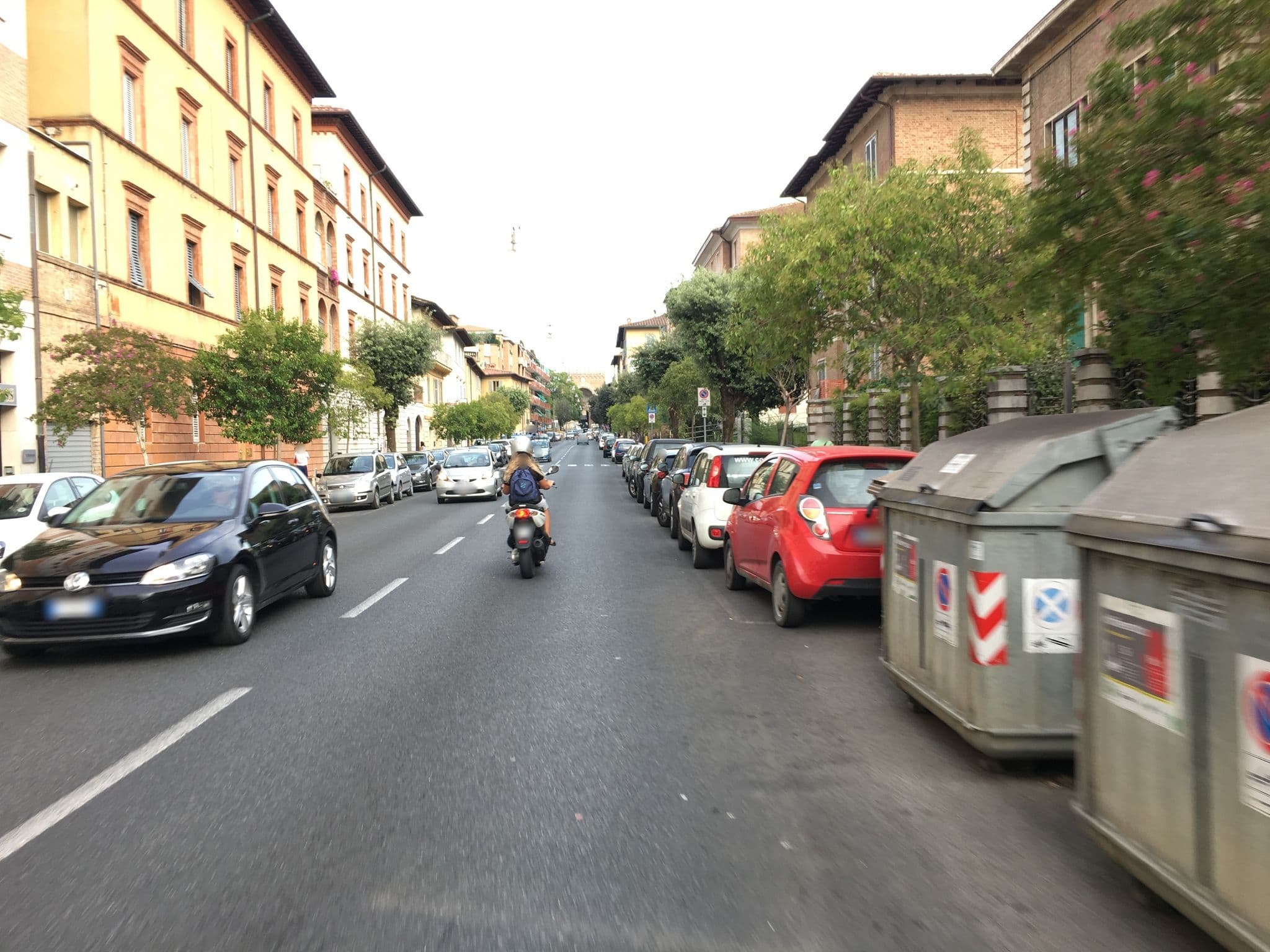 Street view near Bed And Breakfast Iris, Siena — © gadenz (CC BY-SA · Mapillary)
