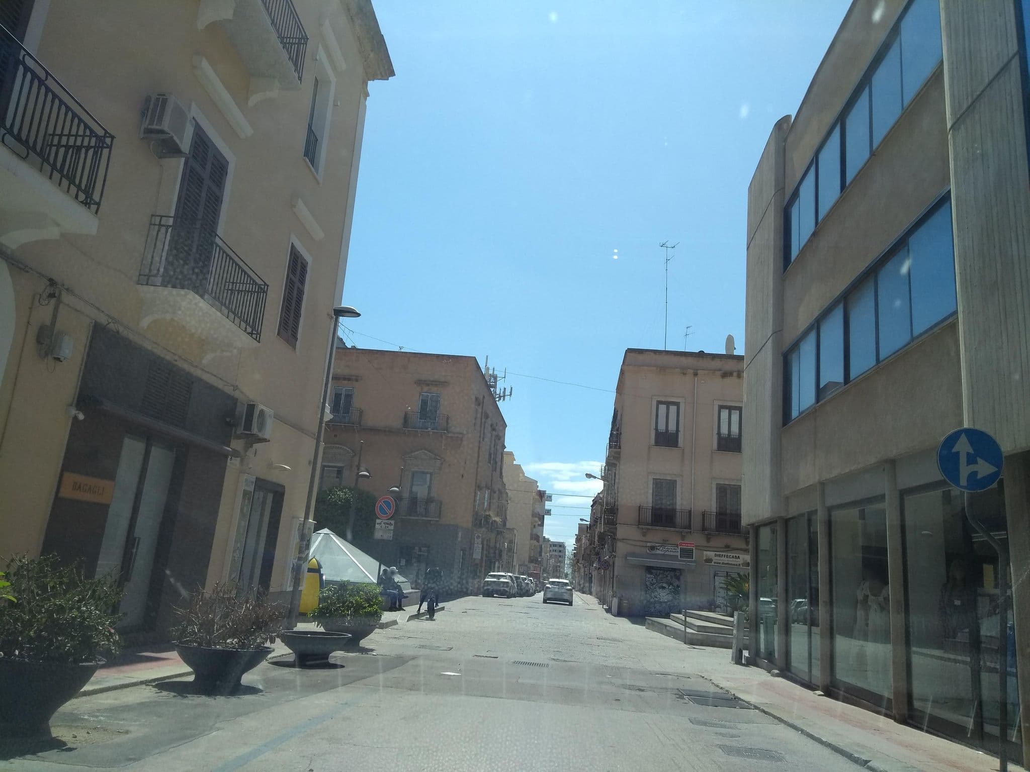 Street view near Casa Vacanze Baglio Scavi, Marsala — © thetornado76 (CC BY-SA · Mapillary)